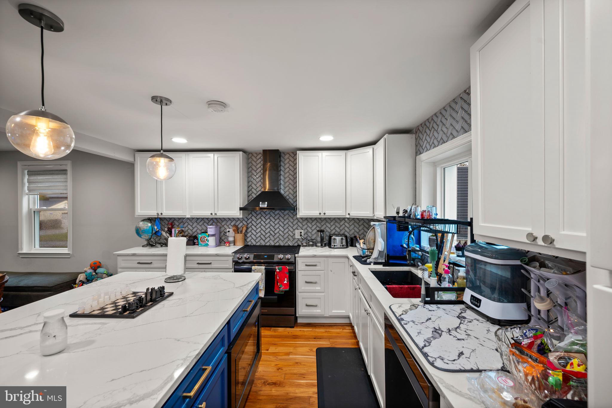 WHITE MARSH - Residential