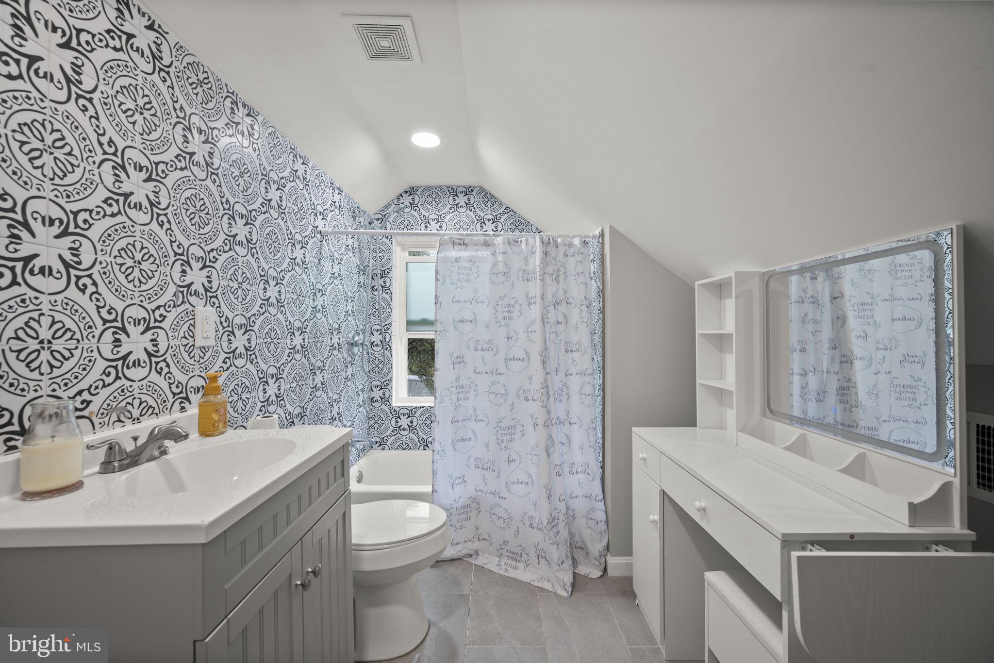 WHITE MARSH - Residential