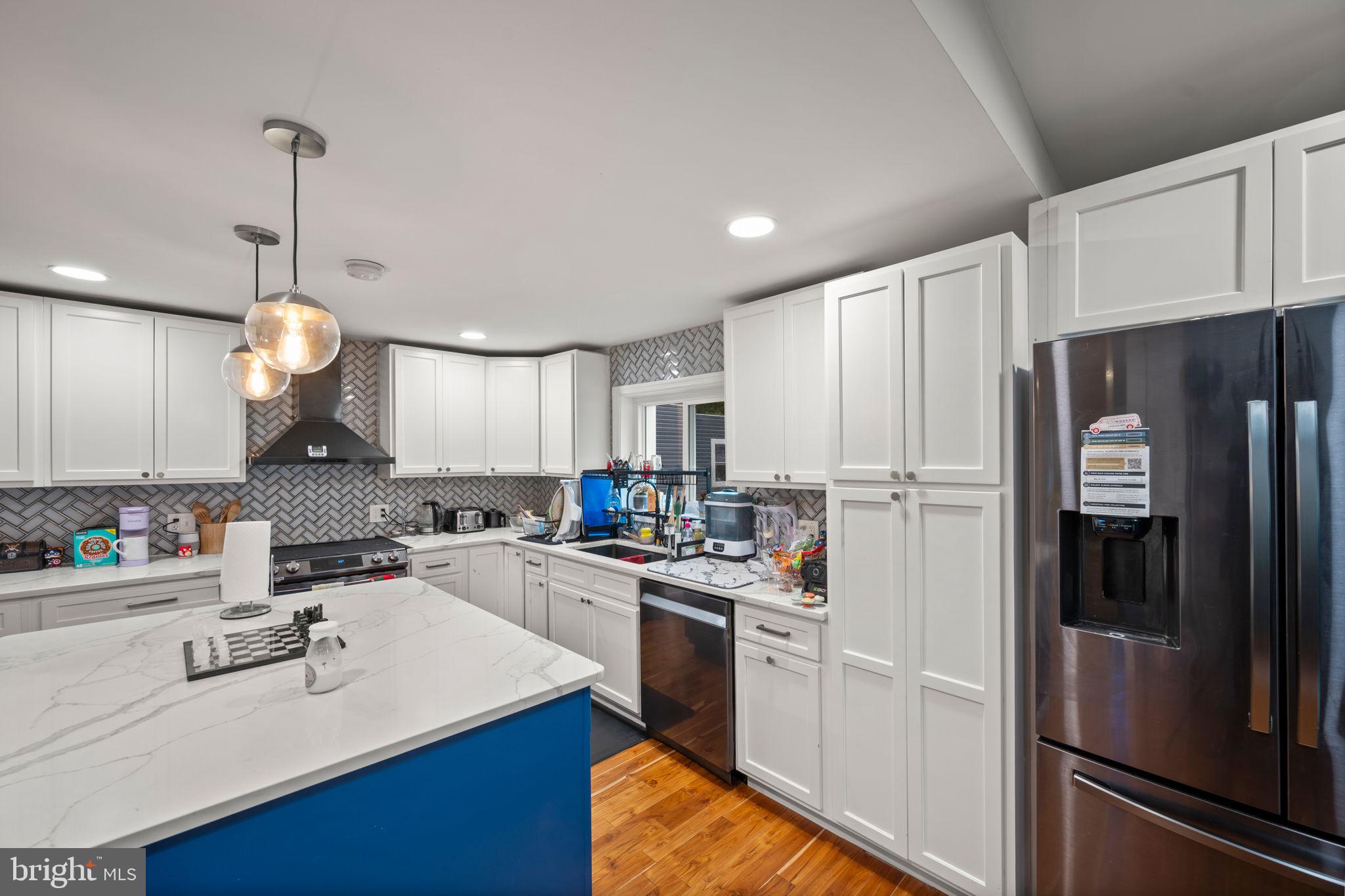 WHITE MARSH - Residential