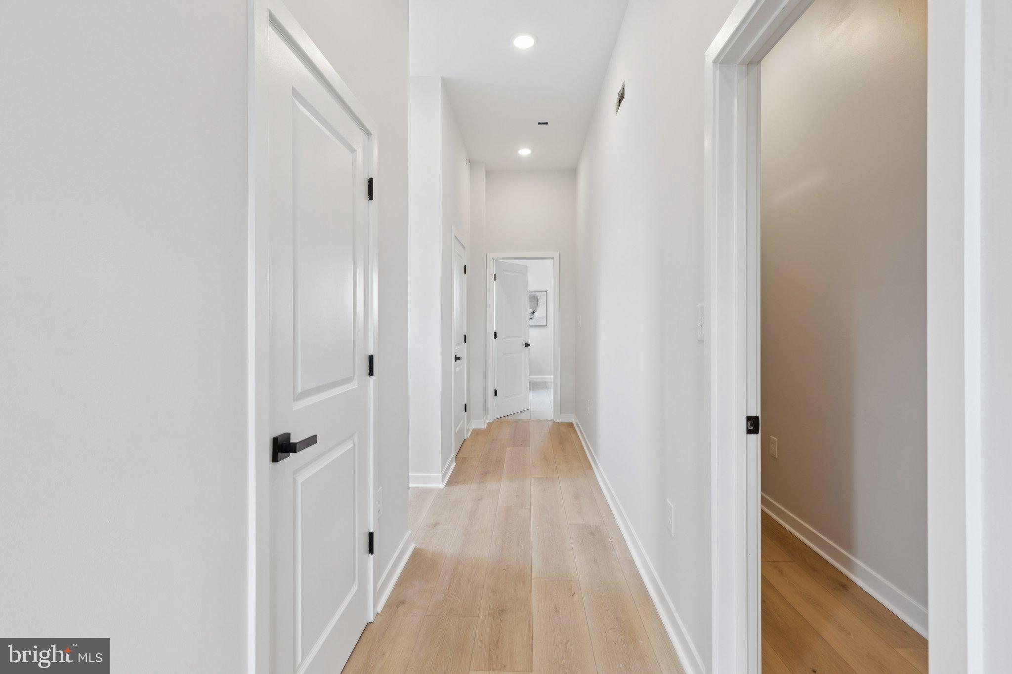 BRIDESBURG - Residential