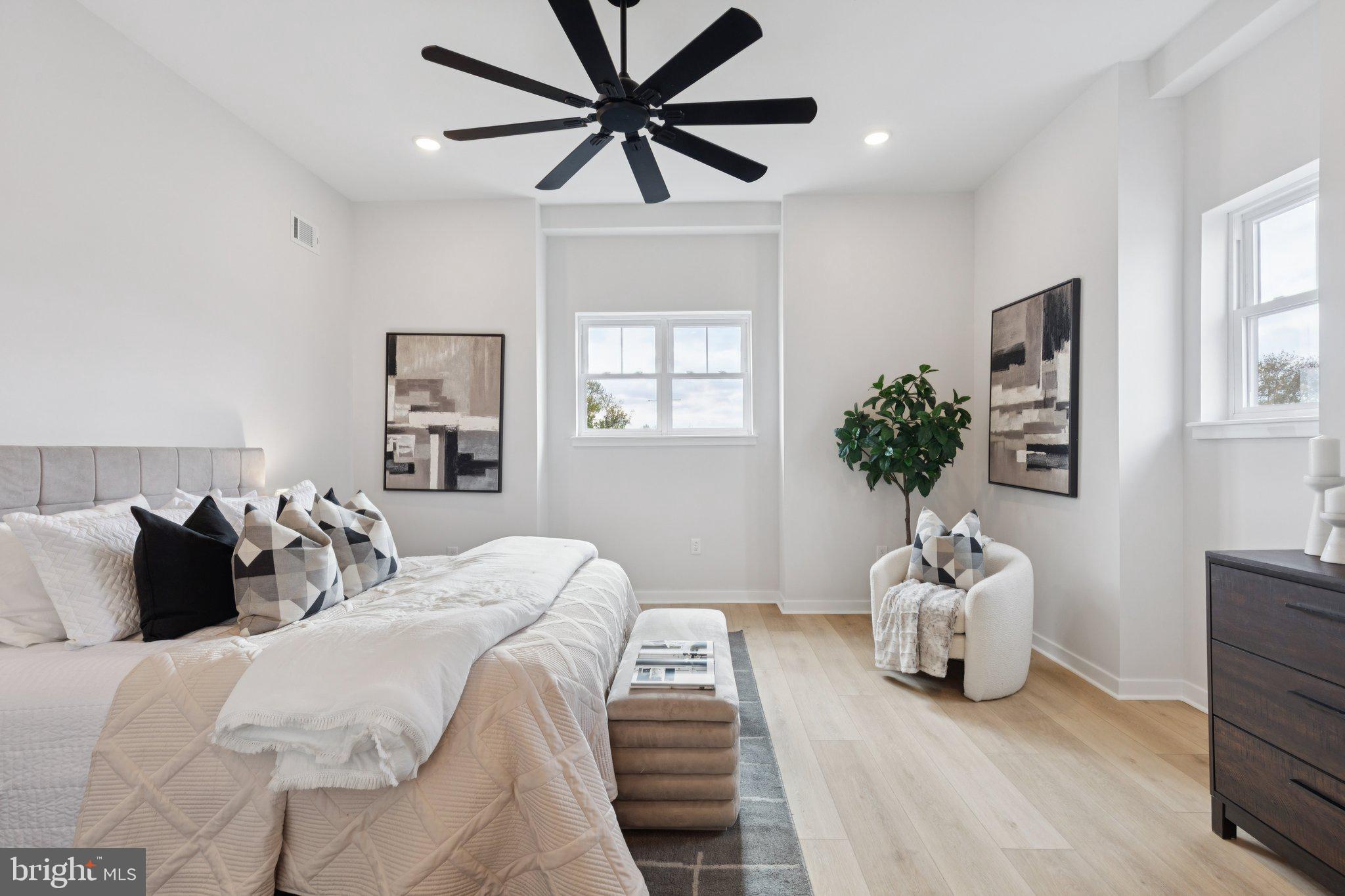 BRIDESBURG - Residential