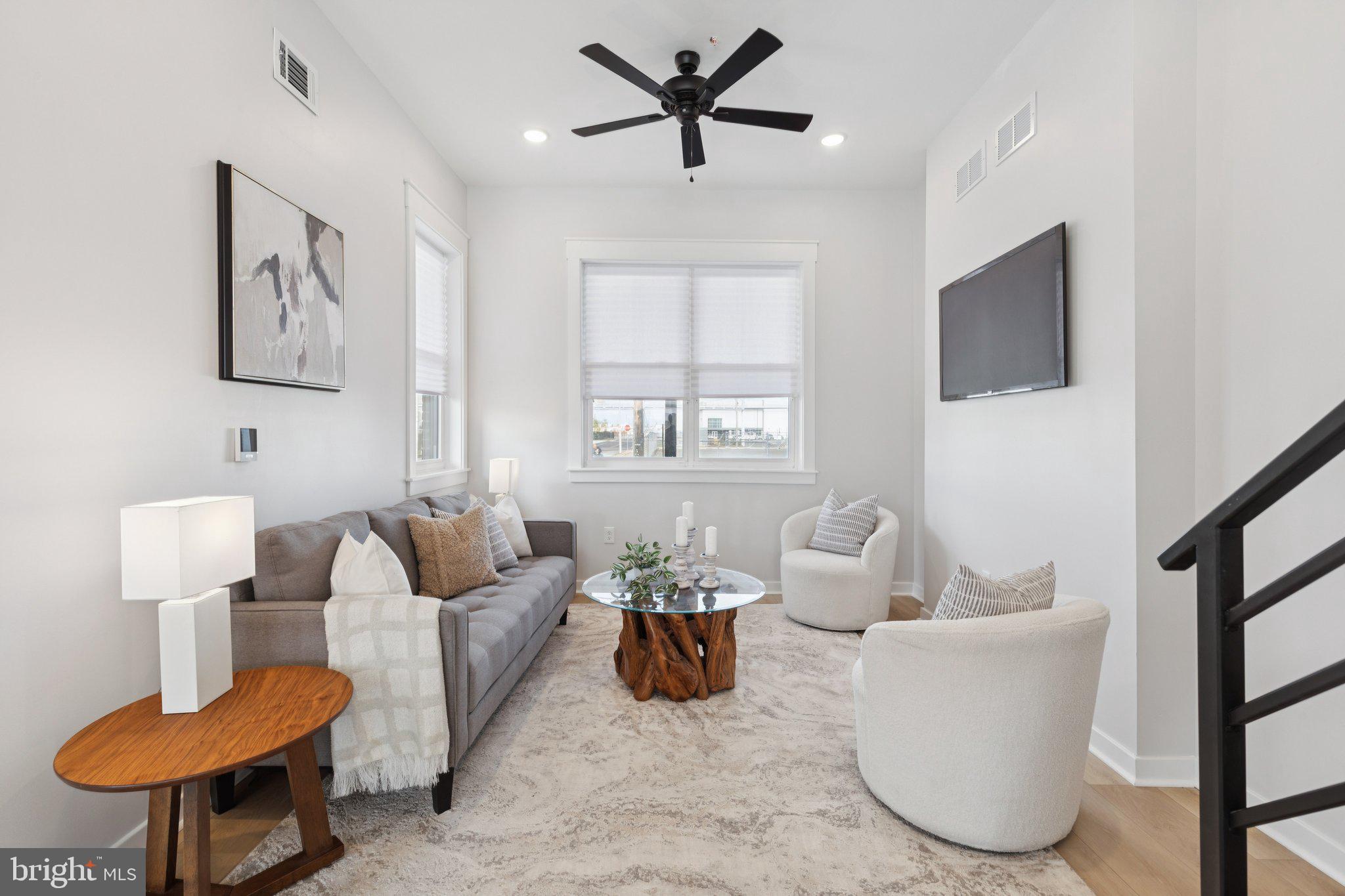 BRIDESBURG - Residential