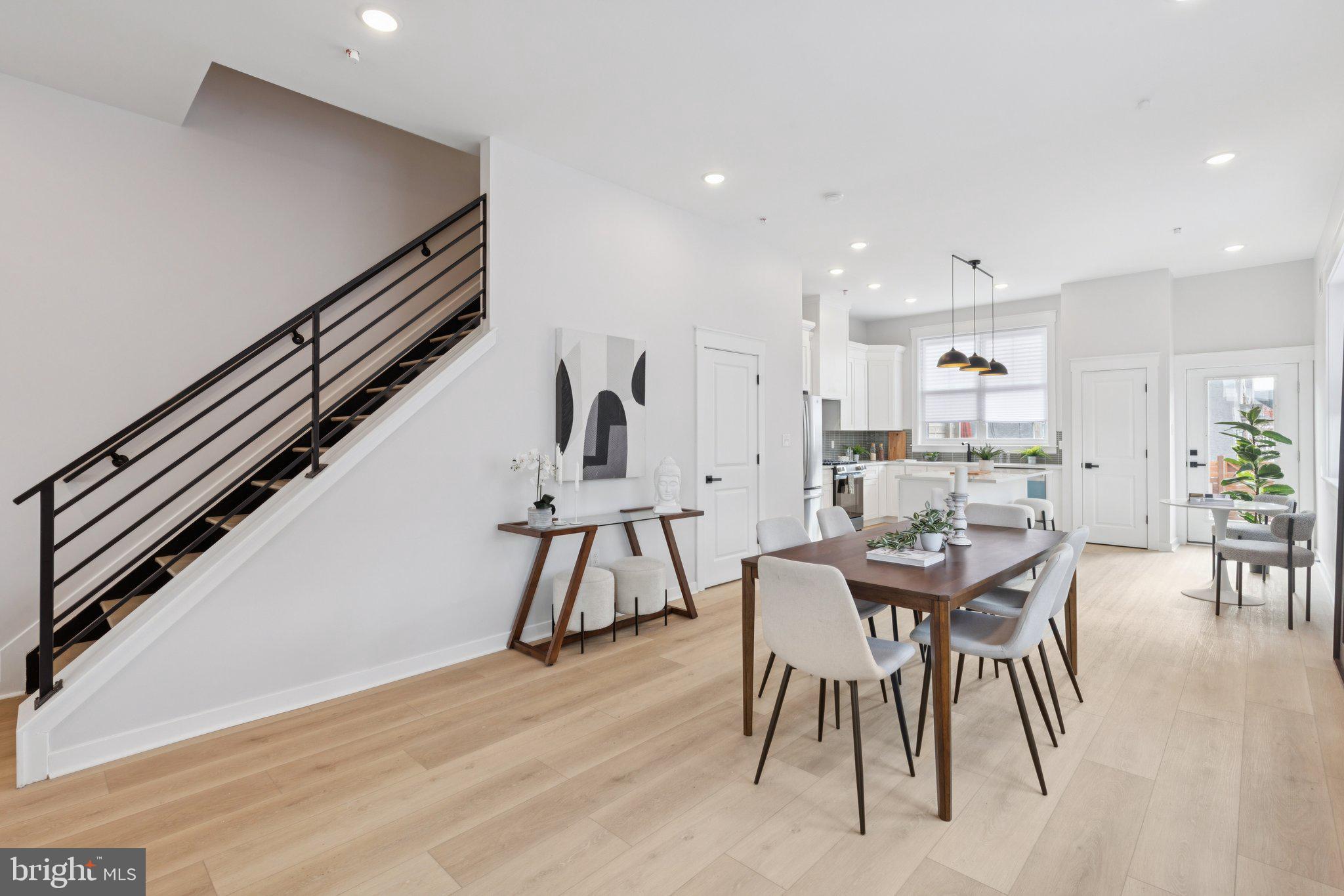 BRIDESBURG - Residential