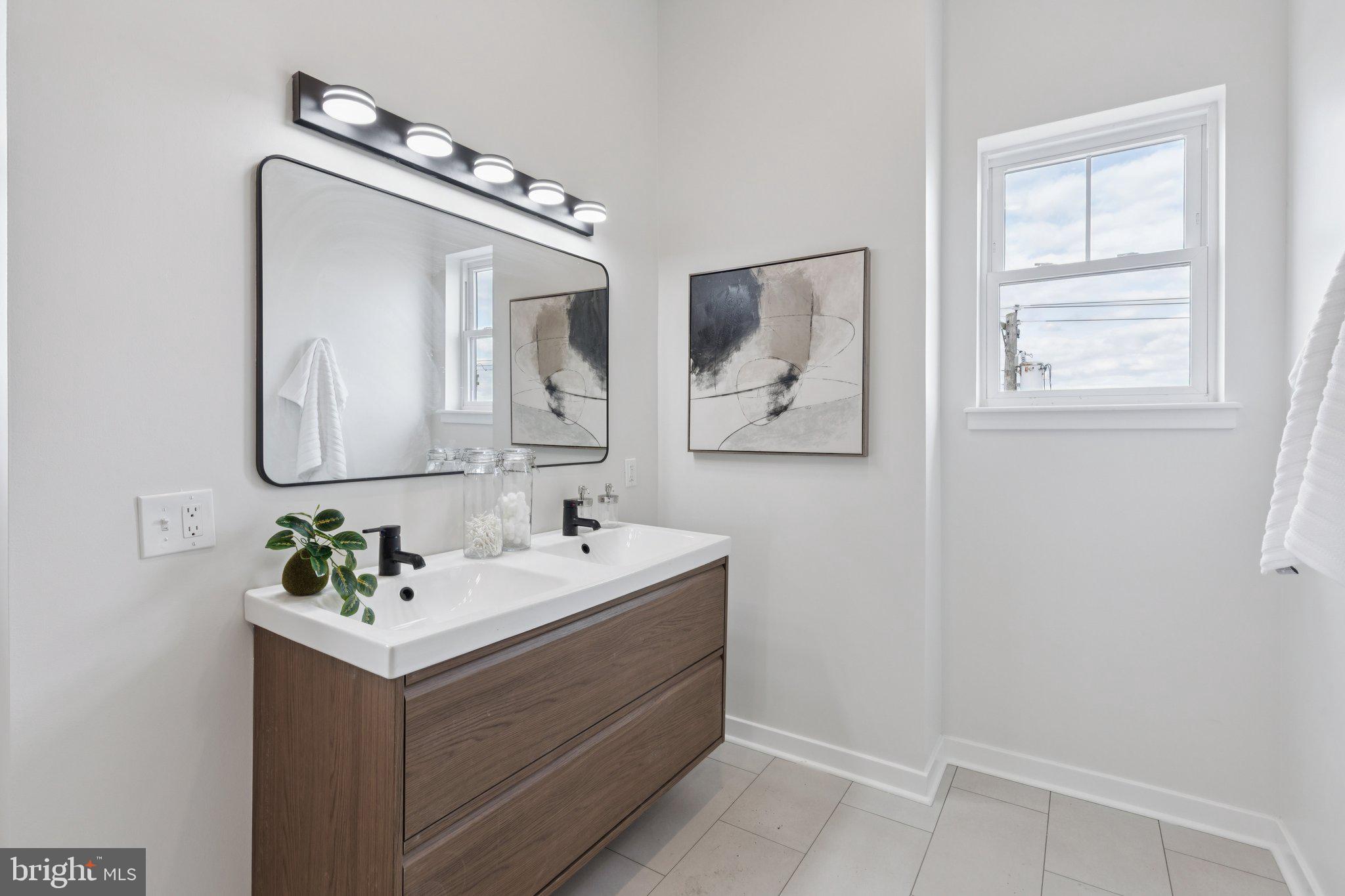 BRIDESBURG - Residential