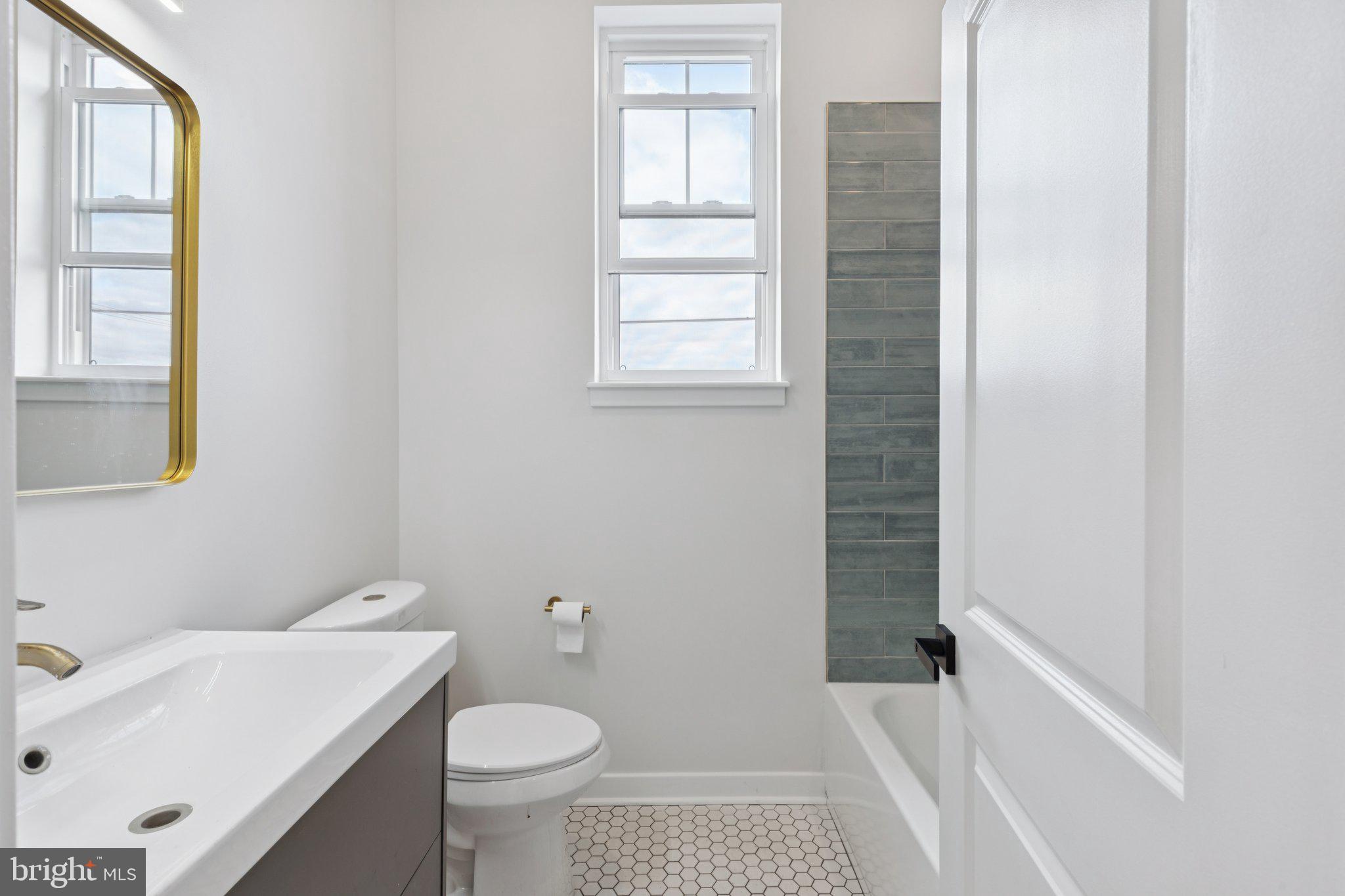 BRIDESBURG - Residential