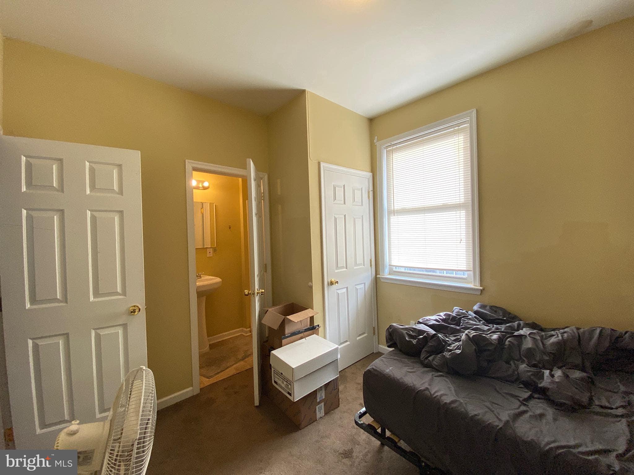 TEMPLE UNIVERSITY - Residential Lease