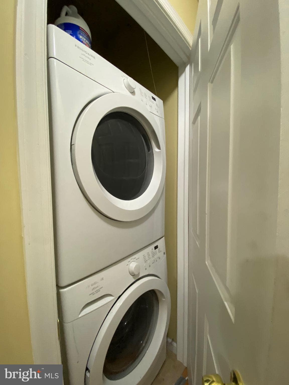 TEMPLE UNIVERSITY - Residential Lease