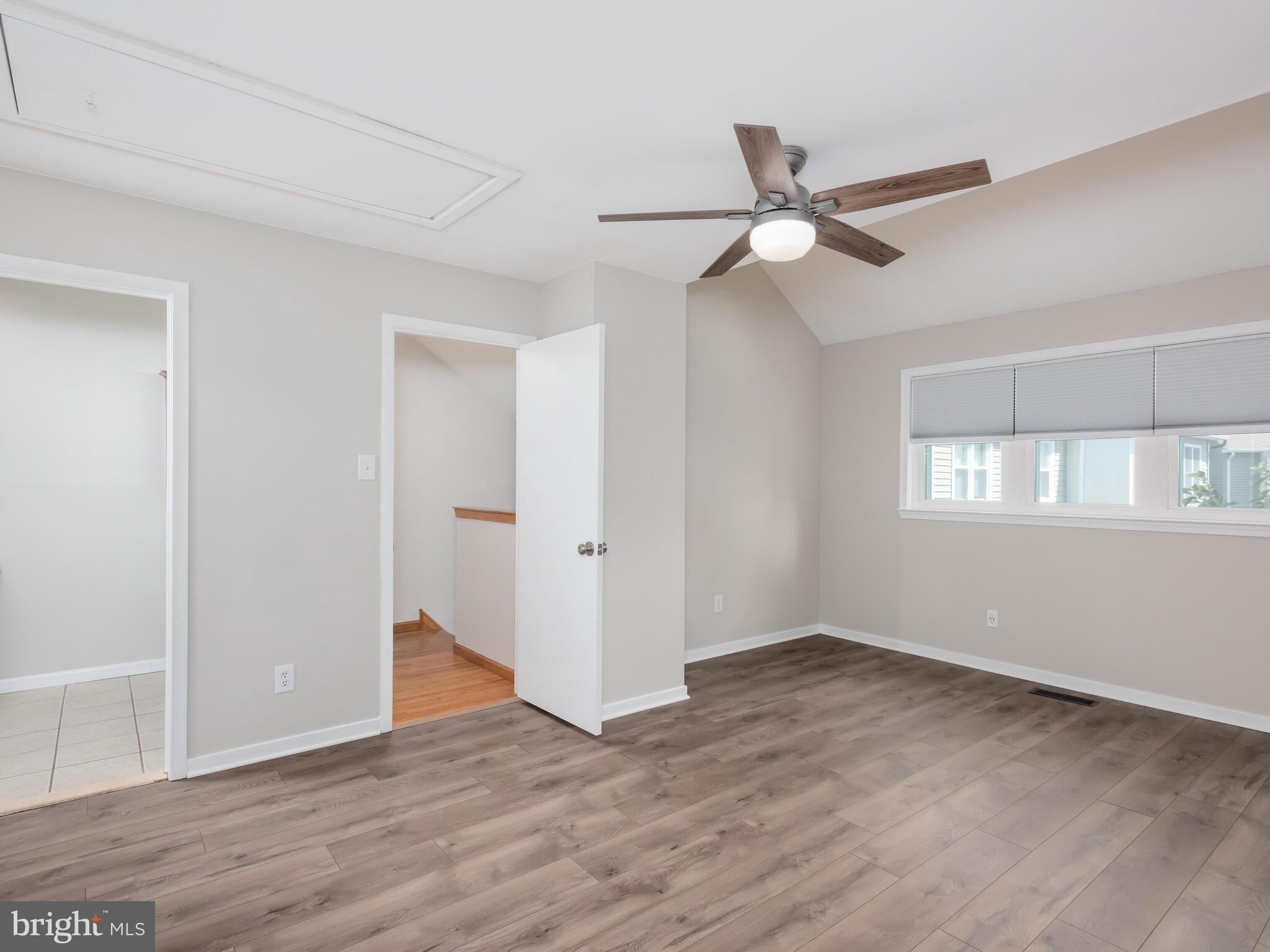 LIONGATE - Residential Lease