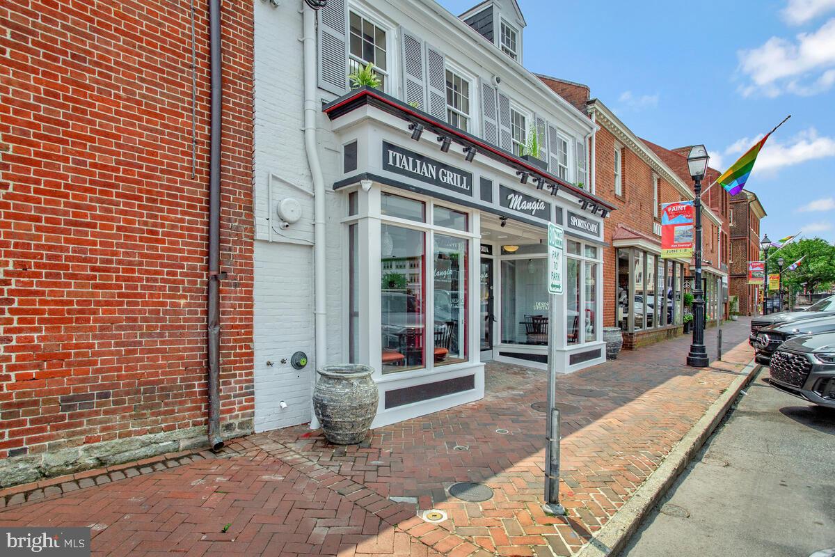 81 MAIN STREET