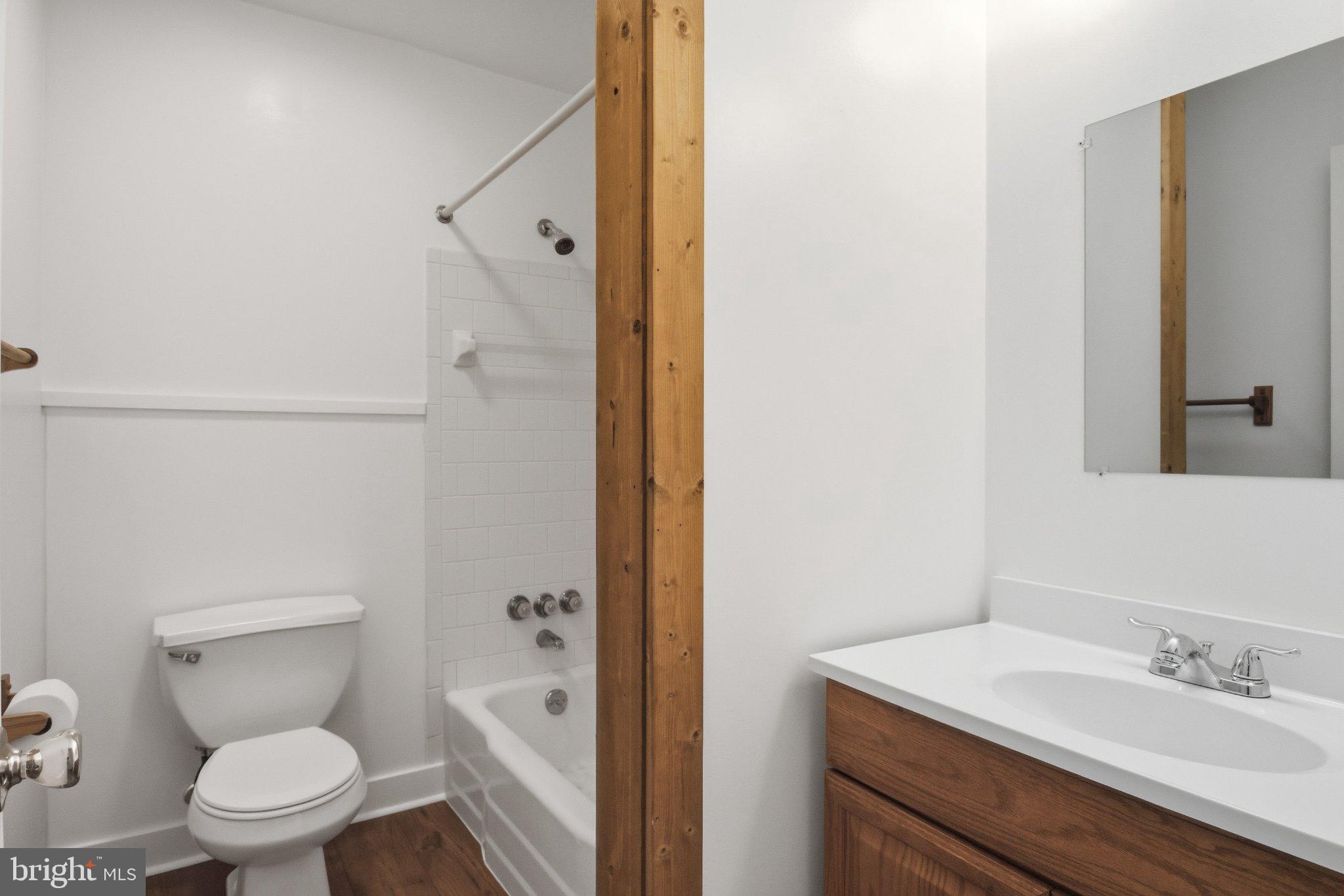 SHADY SIDE - Residential