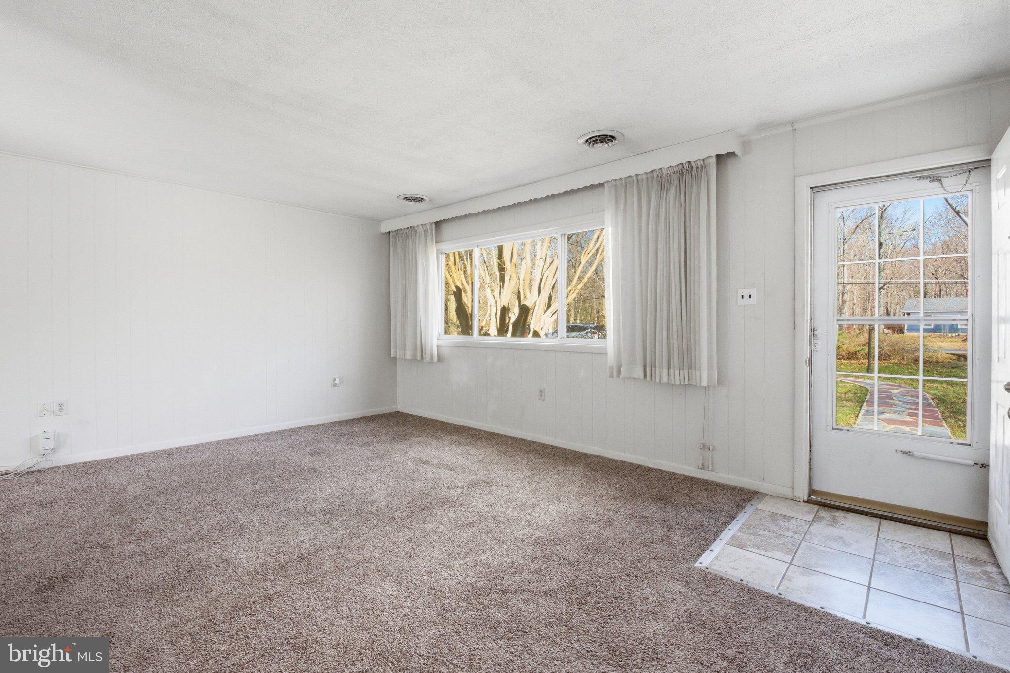 SHADY SIDE - Residential