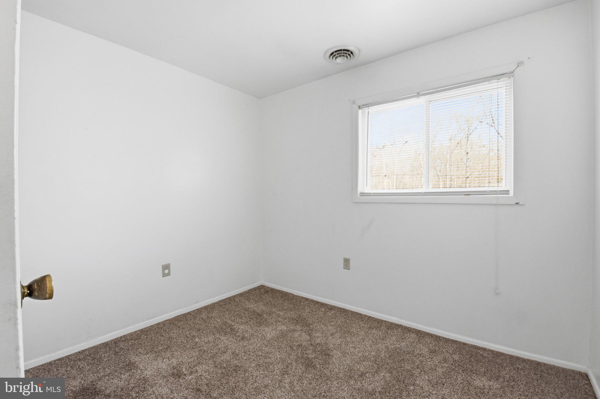 SHADY SIDE - Residential