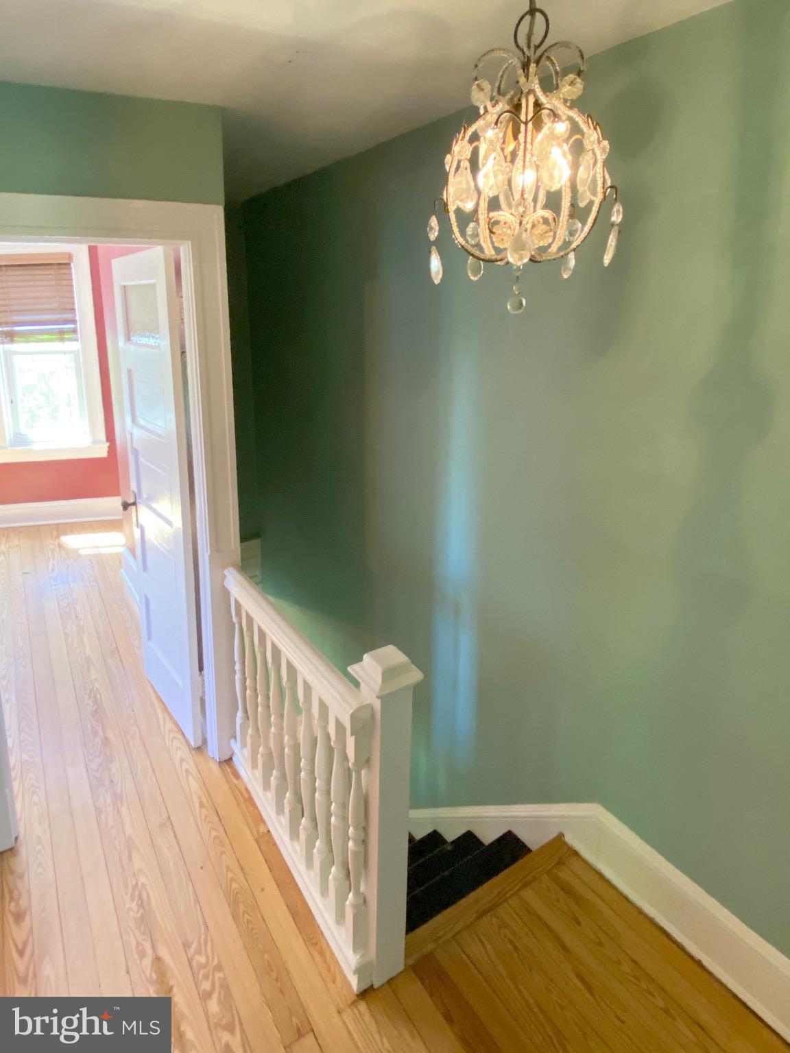 ROLAND PARK - Residential