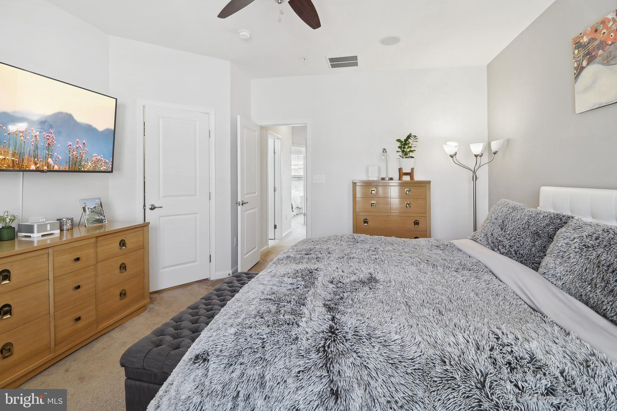 O'DONNELL SQUARE - Residential