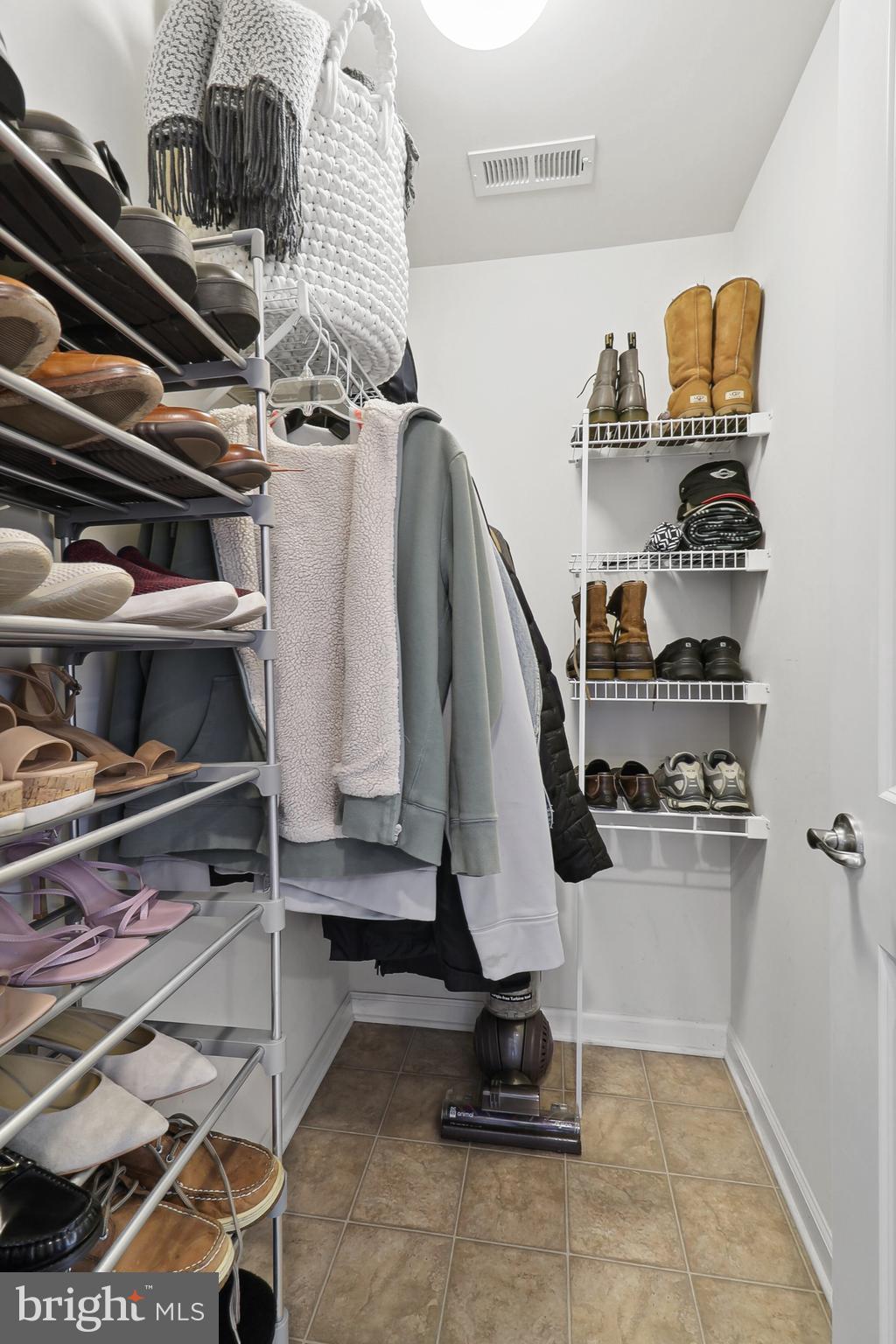 O'DONNELL SQUARE - Residential