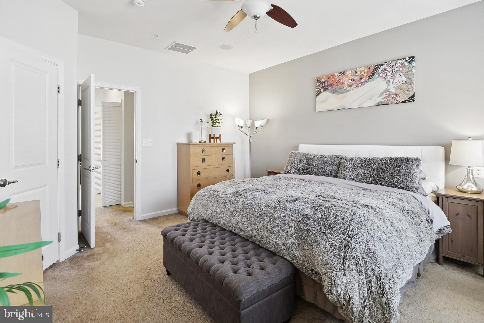 O'DONNELL SQUARE - Residential