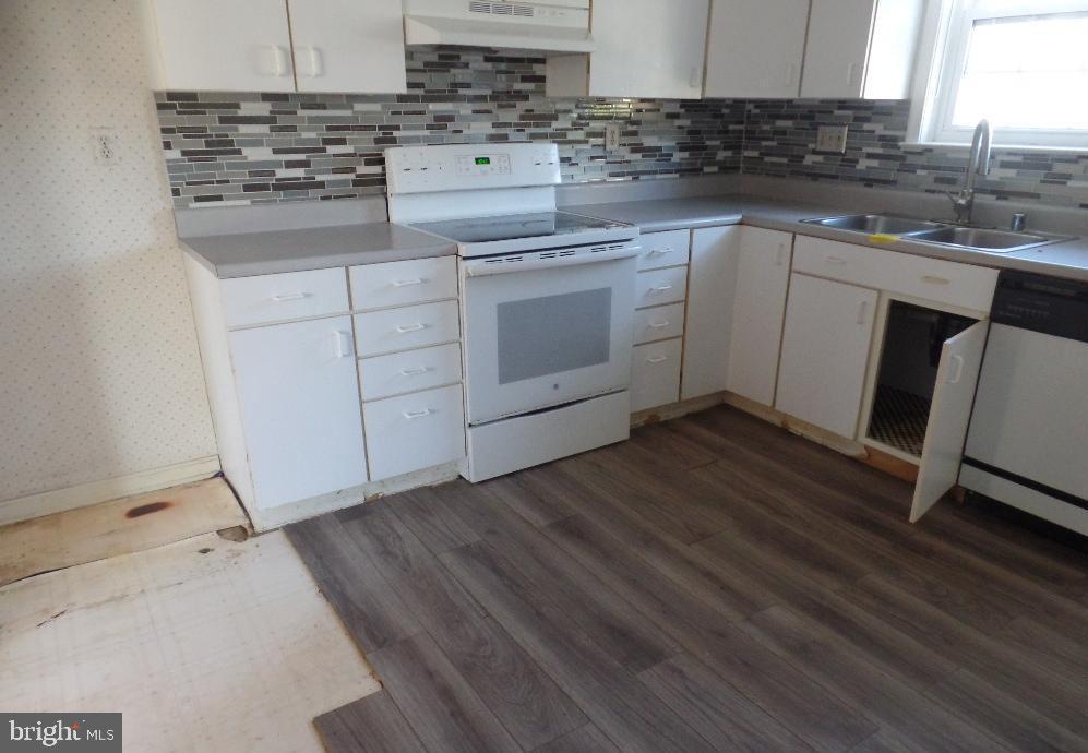 BRADBURY PARK - Residential