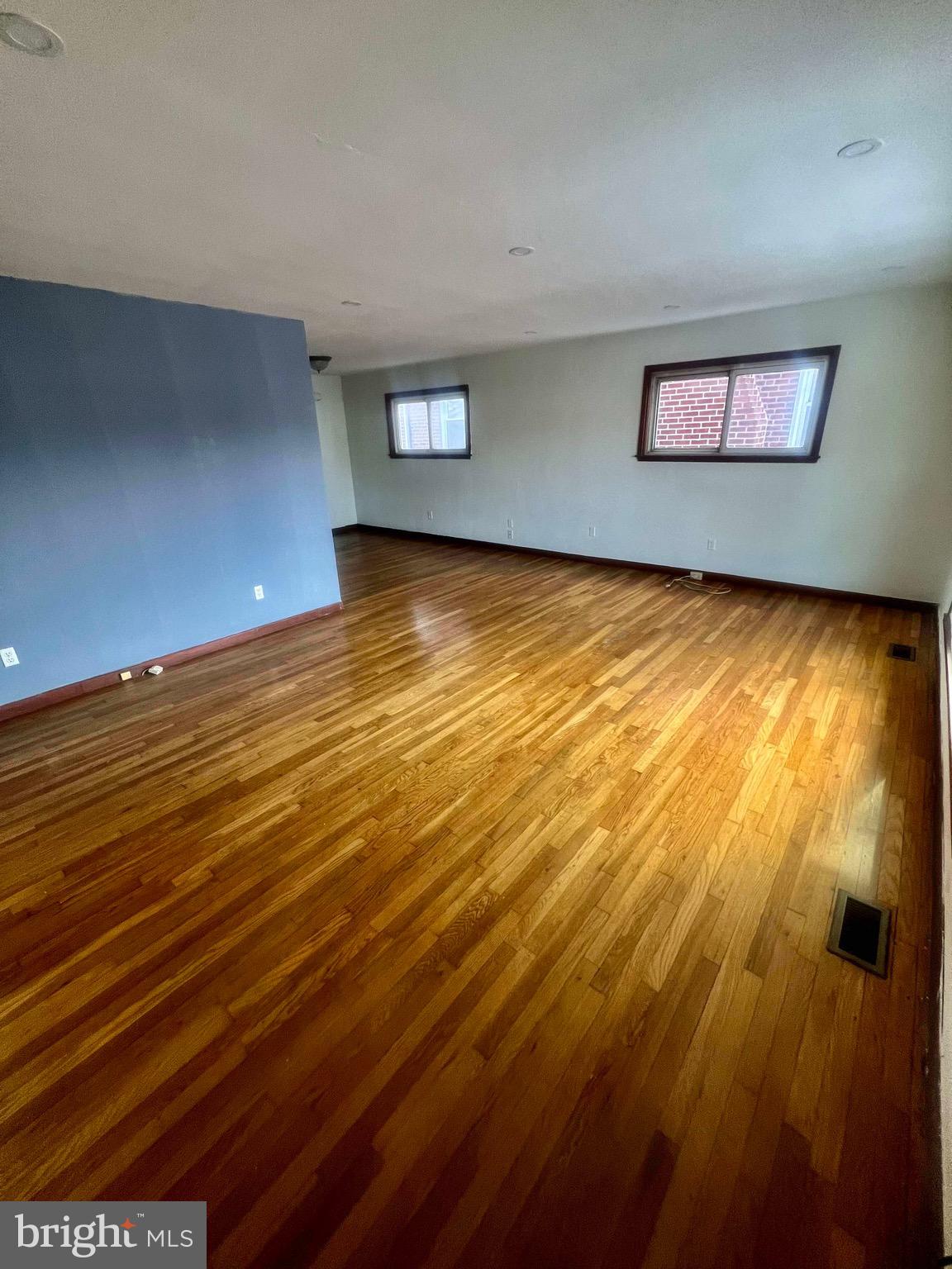 HARRISBURG - Residential