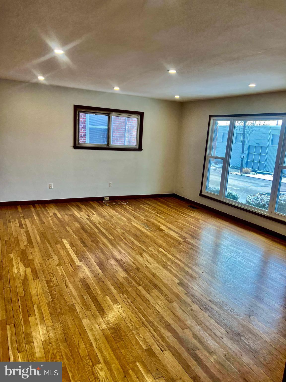 HARRISBURG - Residential