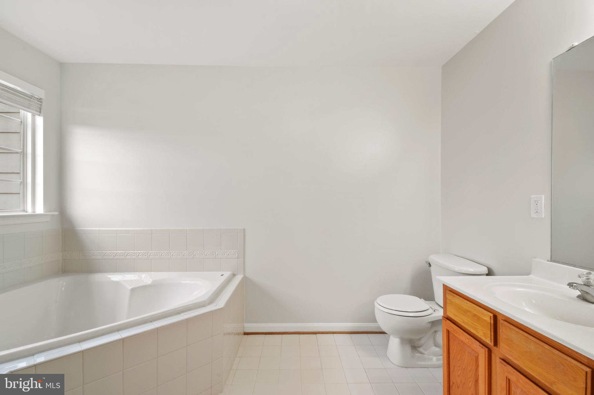 POTOMAC CROSSING - Residential