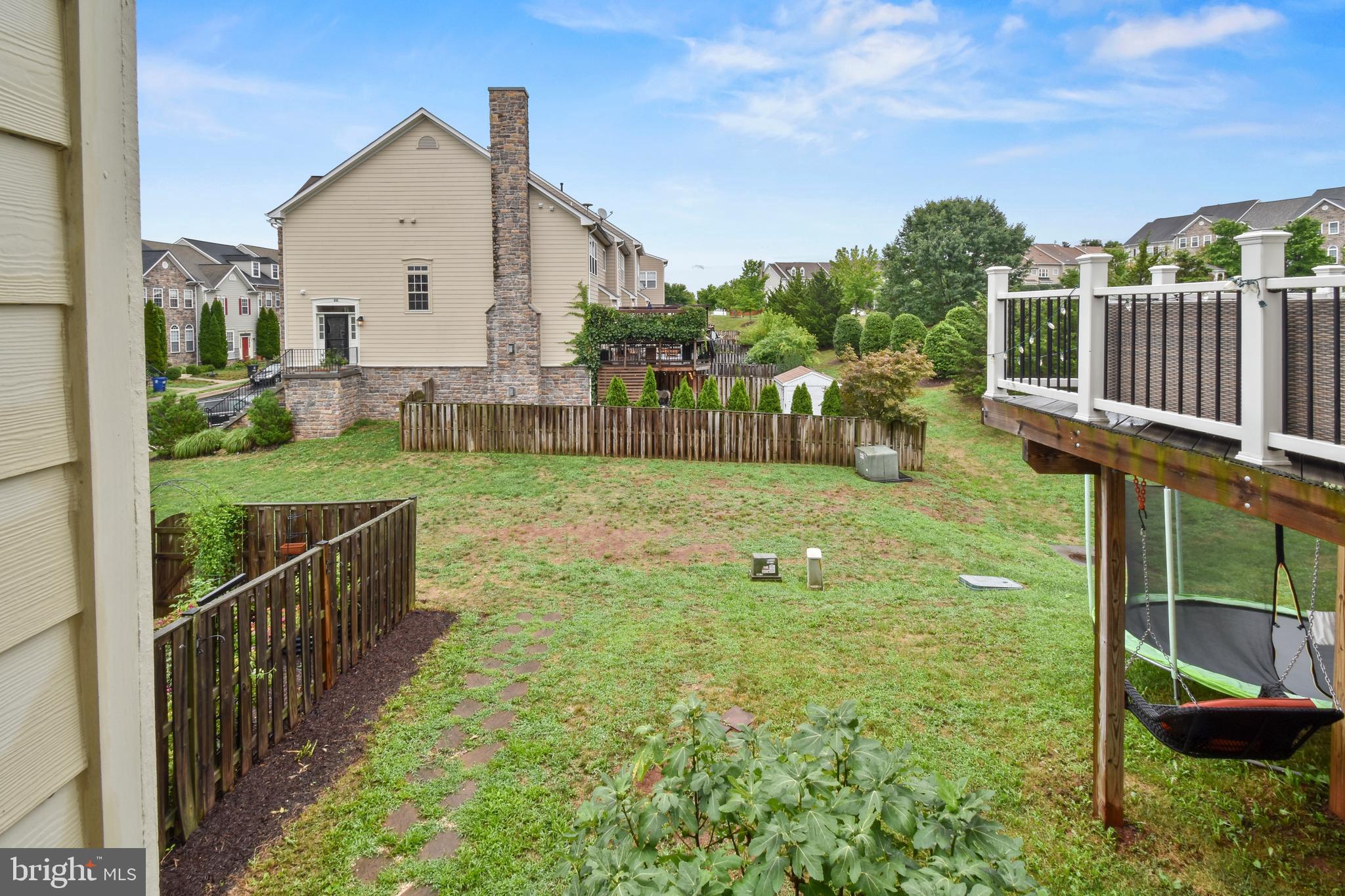 POTOMAC CROSSING - Residential