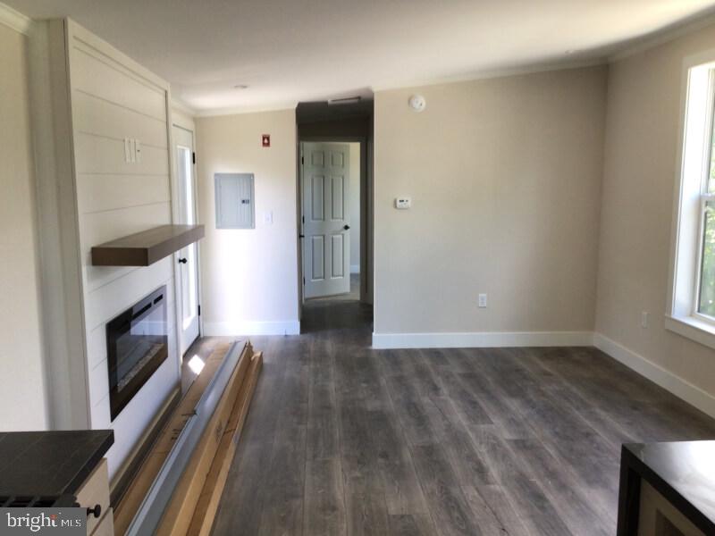4222 DARBY DRIVE