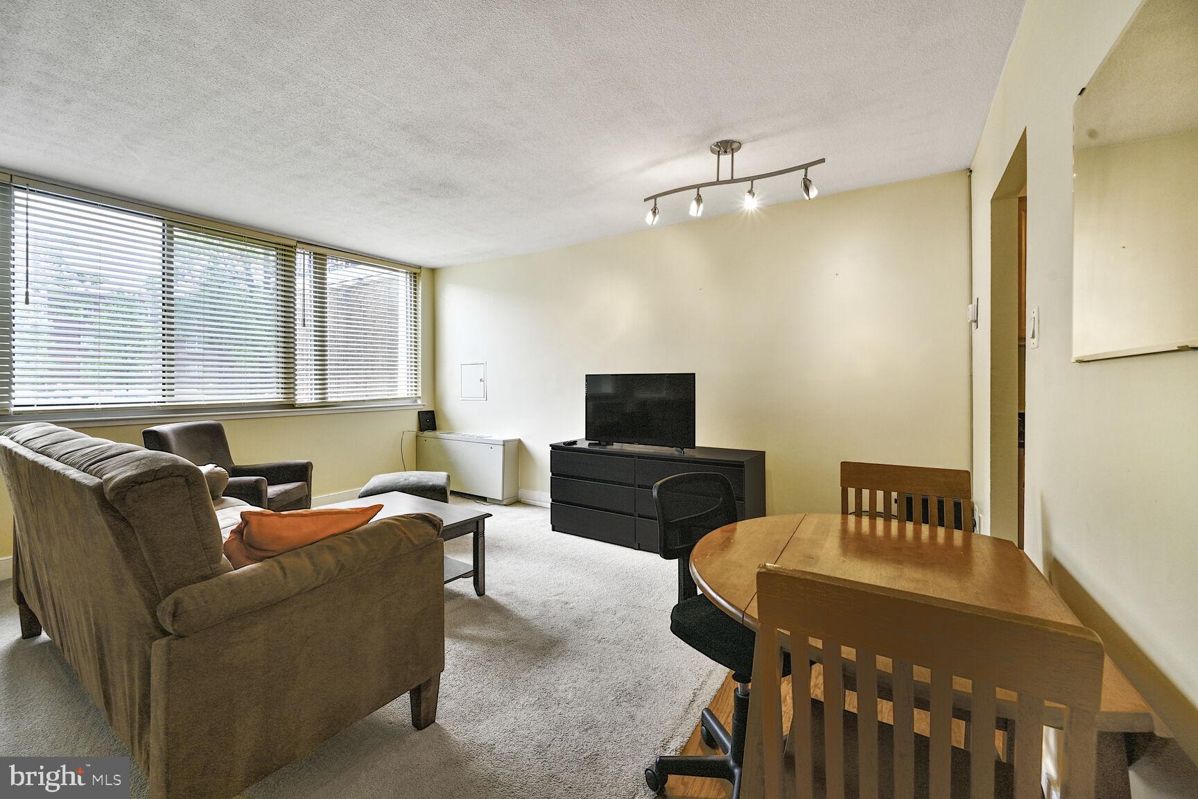 1220 BLAIR MILL ROAD 115