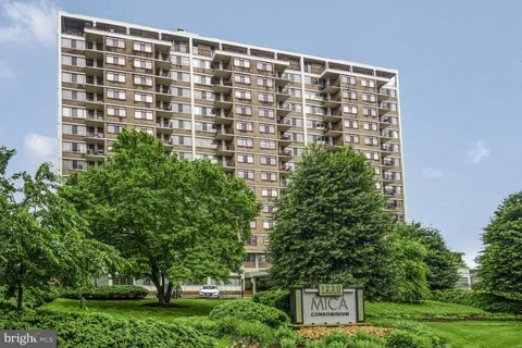 1220 Blair Mill Road Unit 115, Silver Spring, MD MLS: MDMC2181192