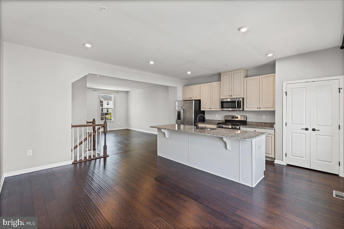 ANDALE GREEN - Residential