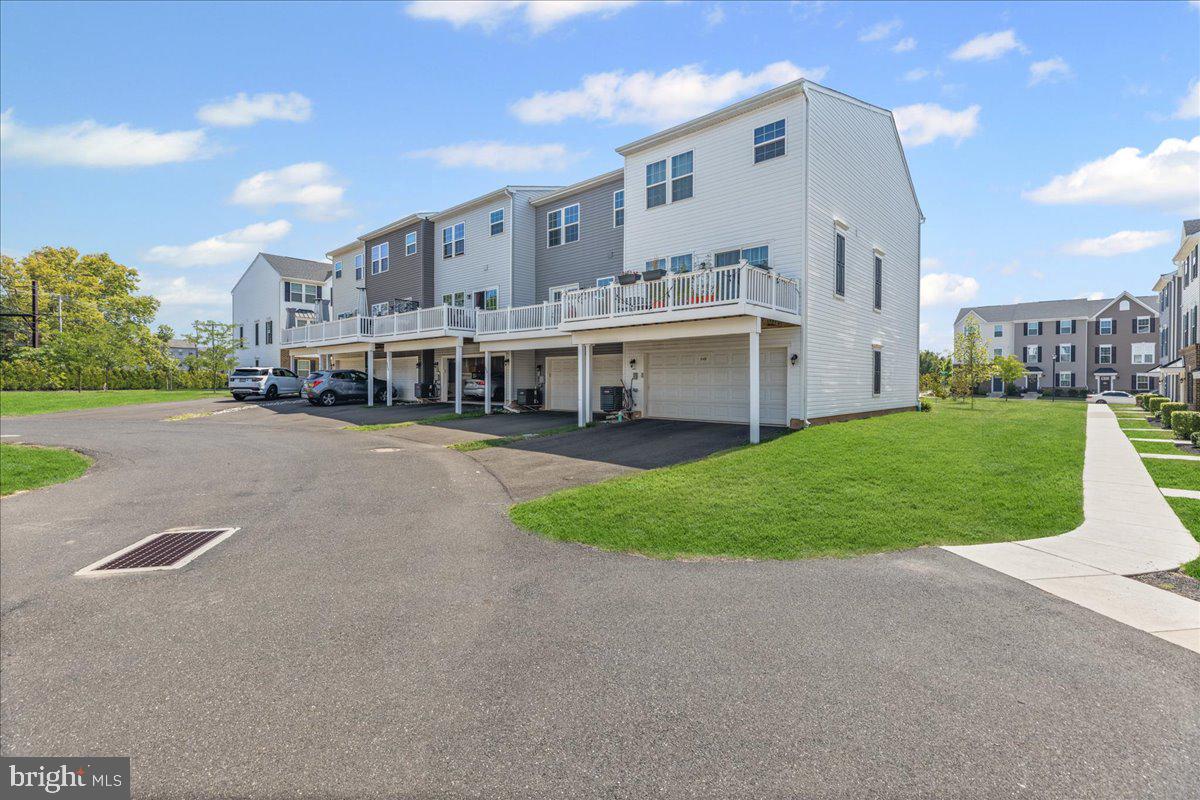 ANDALE GREEN - Residential