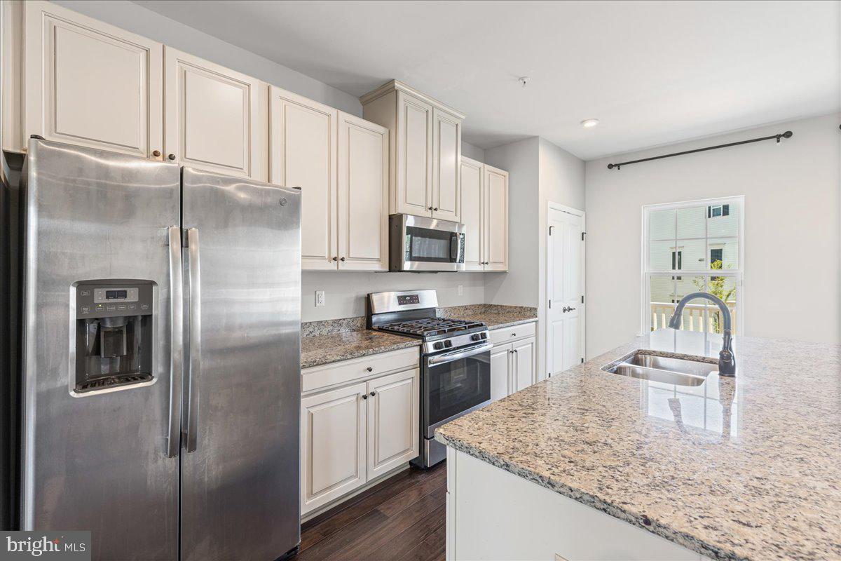 ANDALE GREEN - Residential