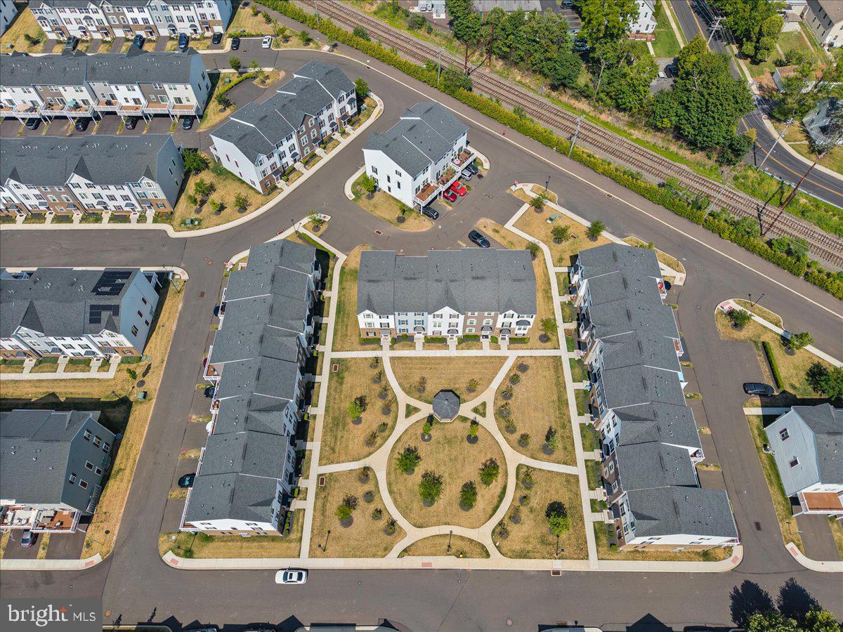 ANDALE GREEN - Residential