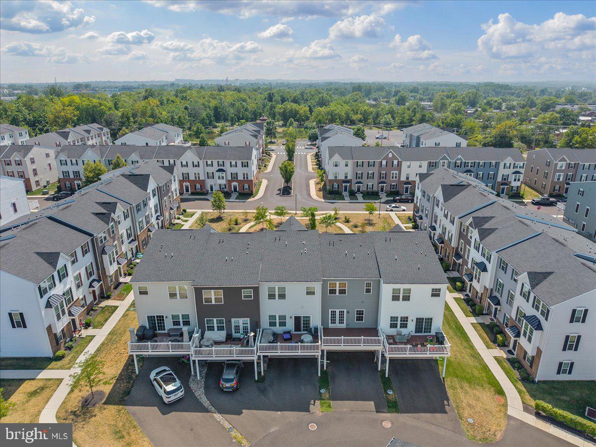 ANDALE GREEN - Residential