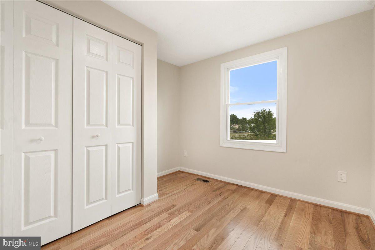 HILLCREST KNOLLS - Residential