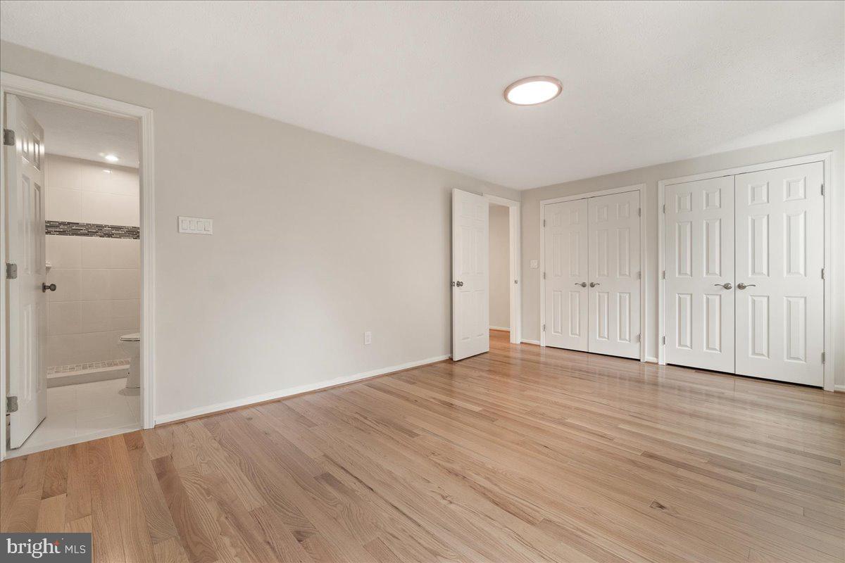 HILLCREST KNOLLS - Residential