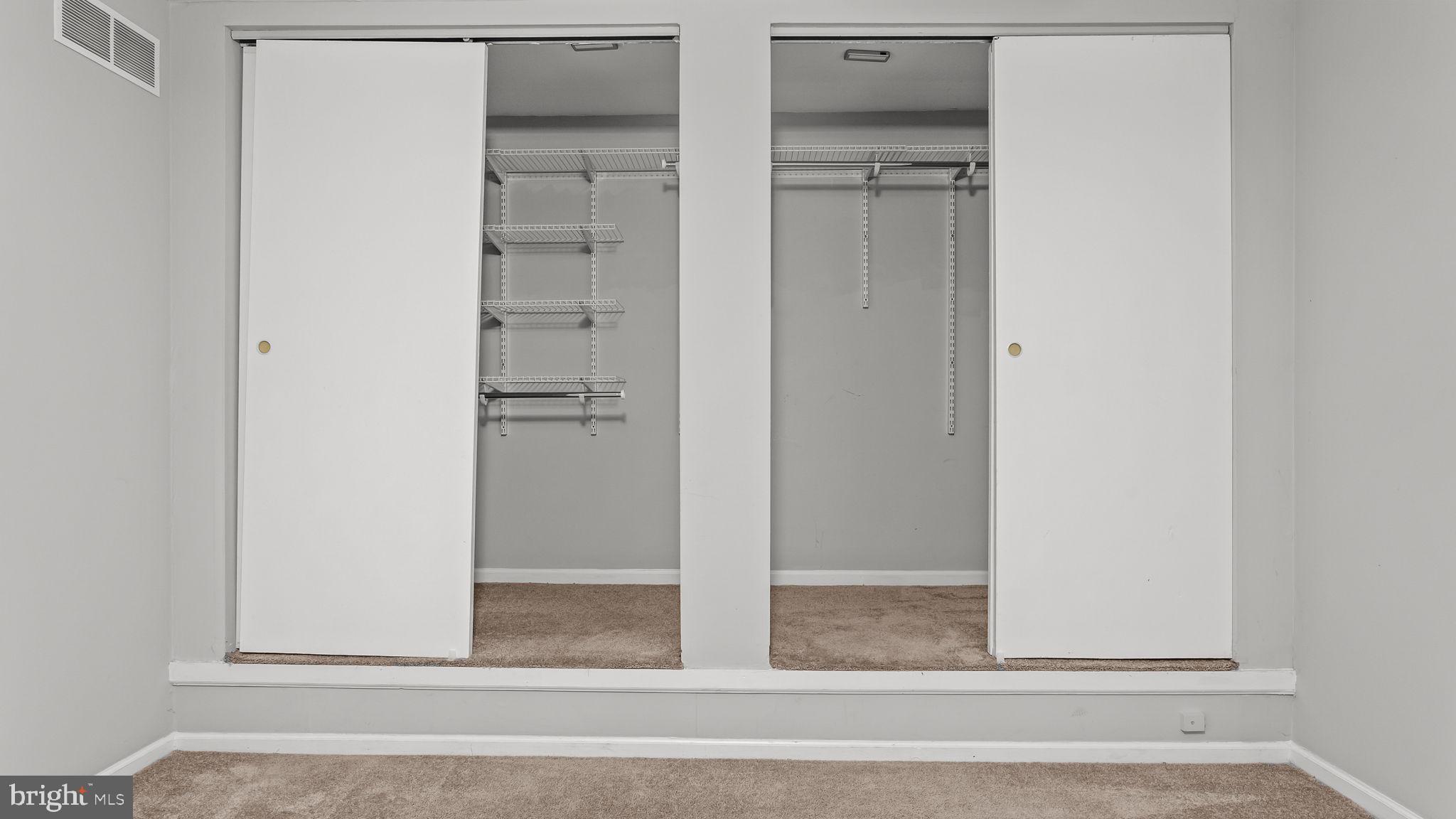 LANSDALE - Residential