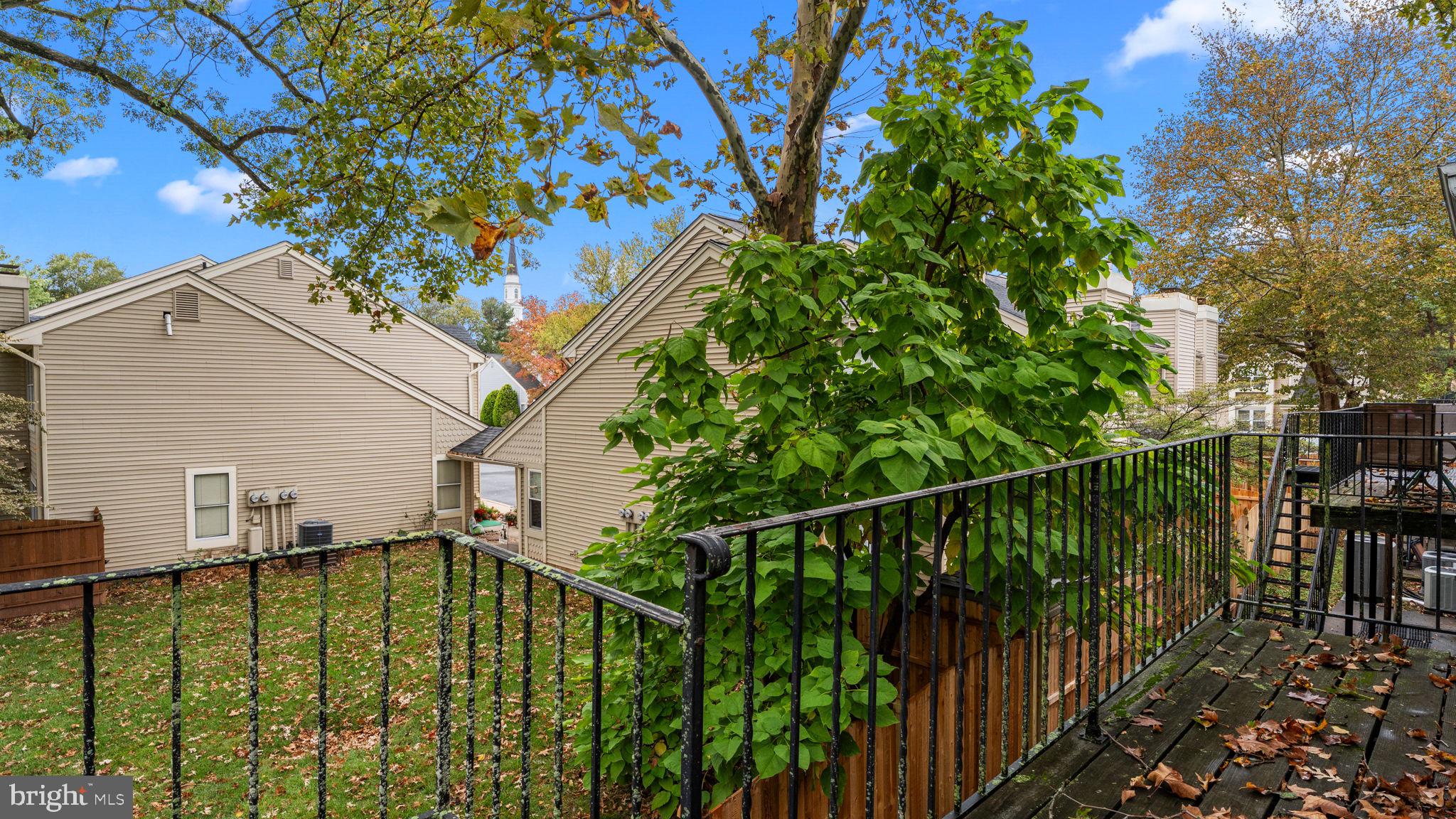 LANSDALE - Residential