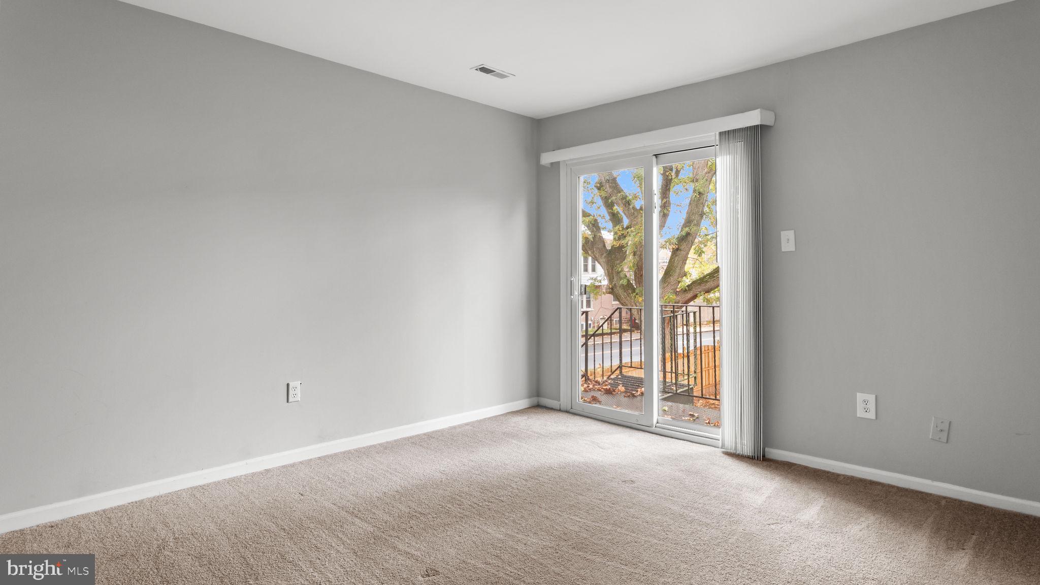 LANSDALE - Residential