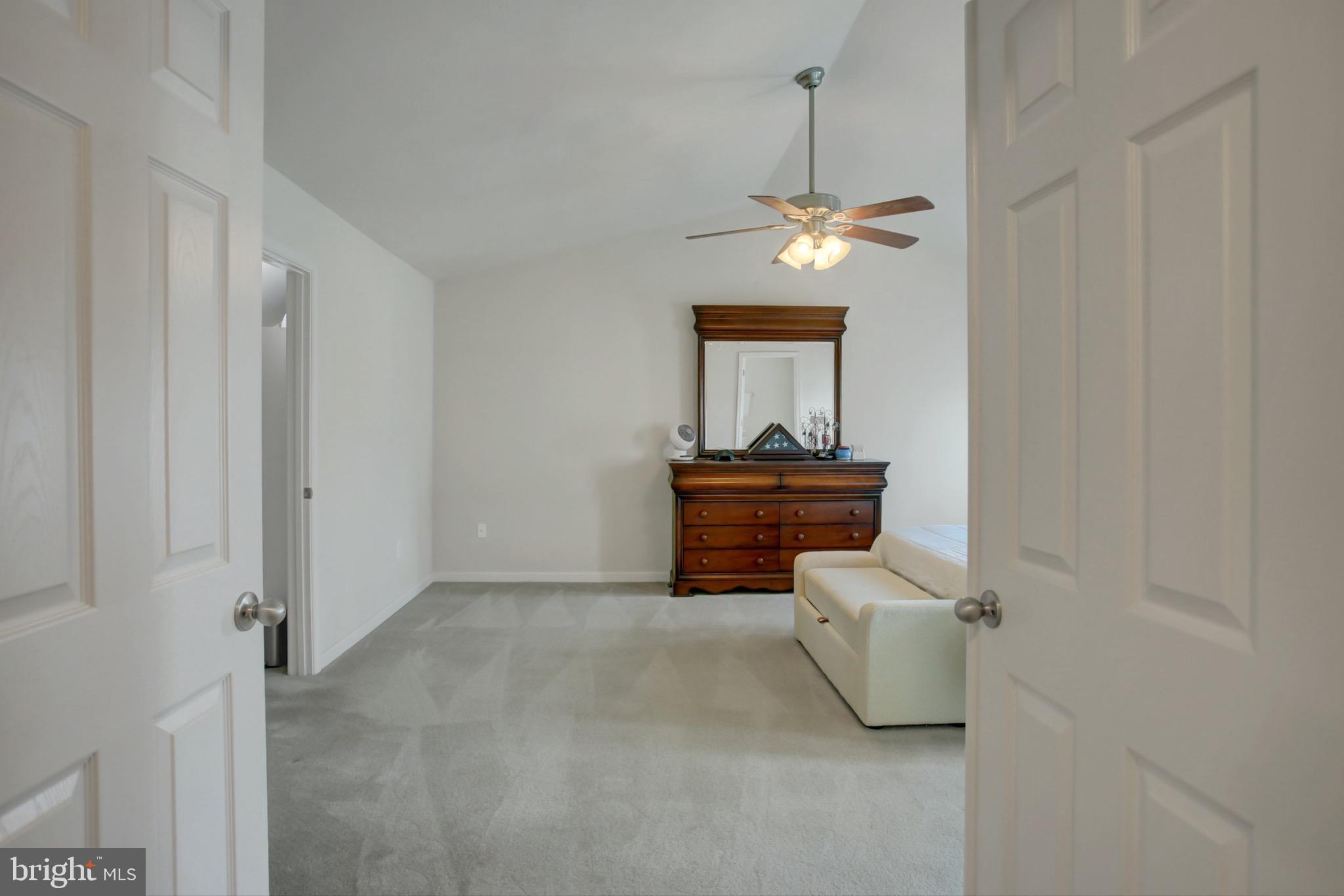 UPLAND ESTATES - Residential