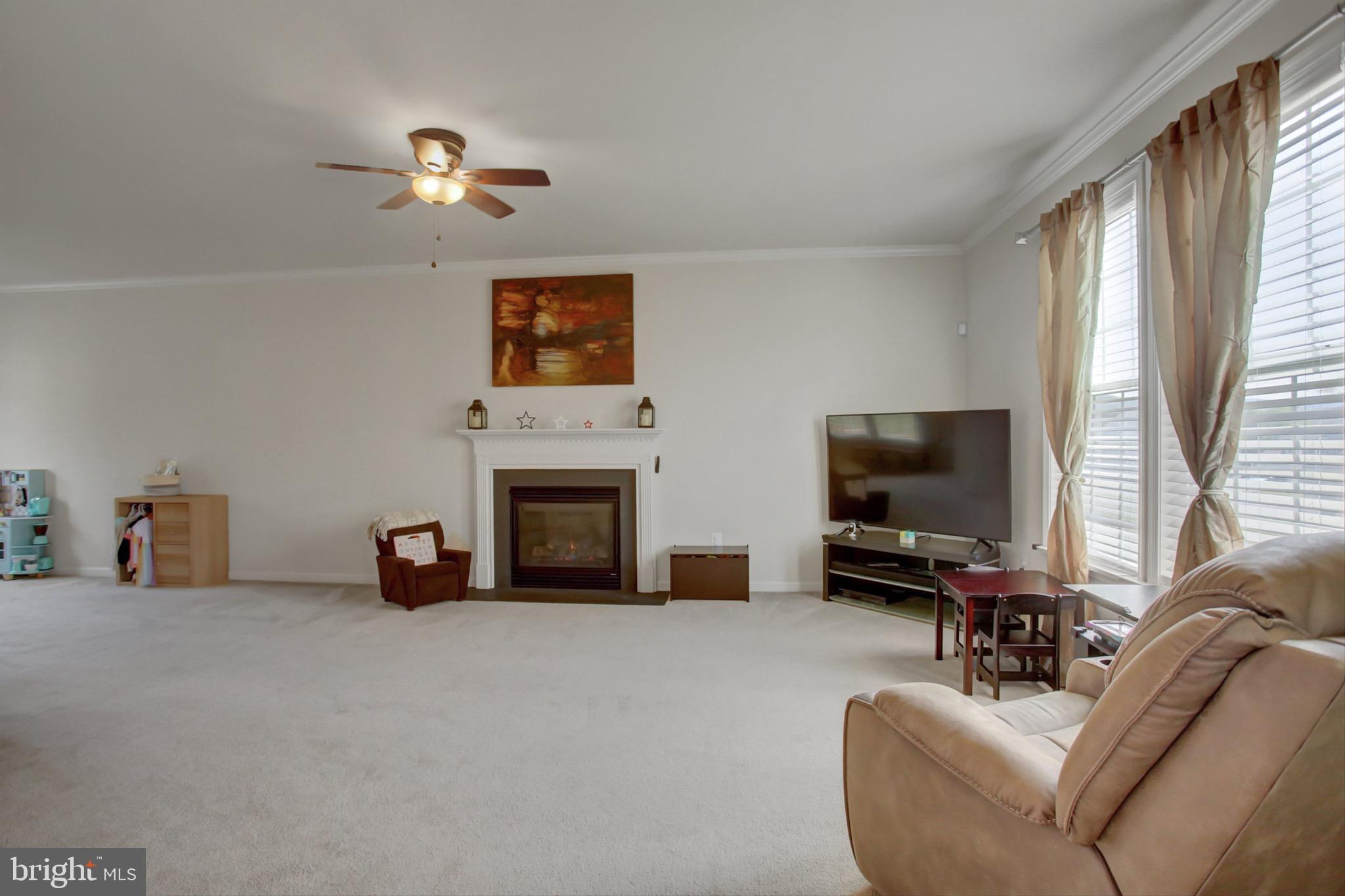 UPLAND ESTATES - Residential