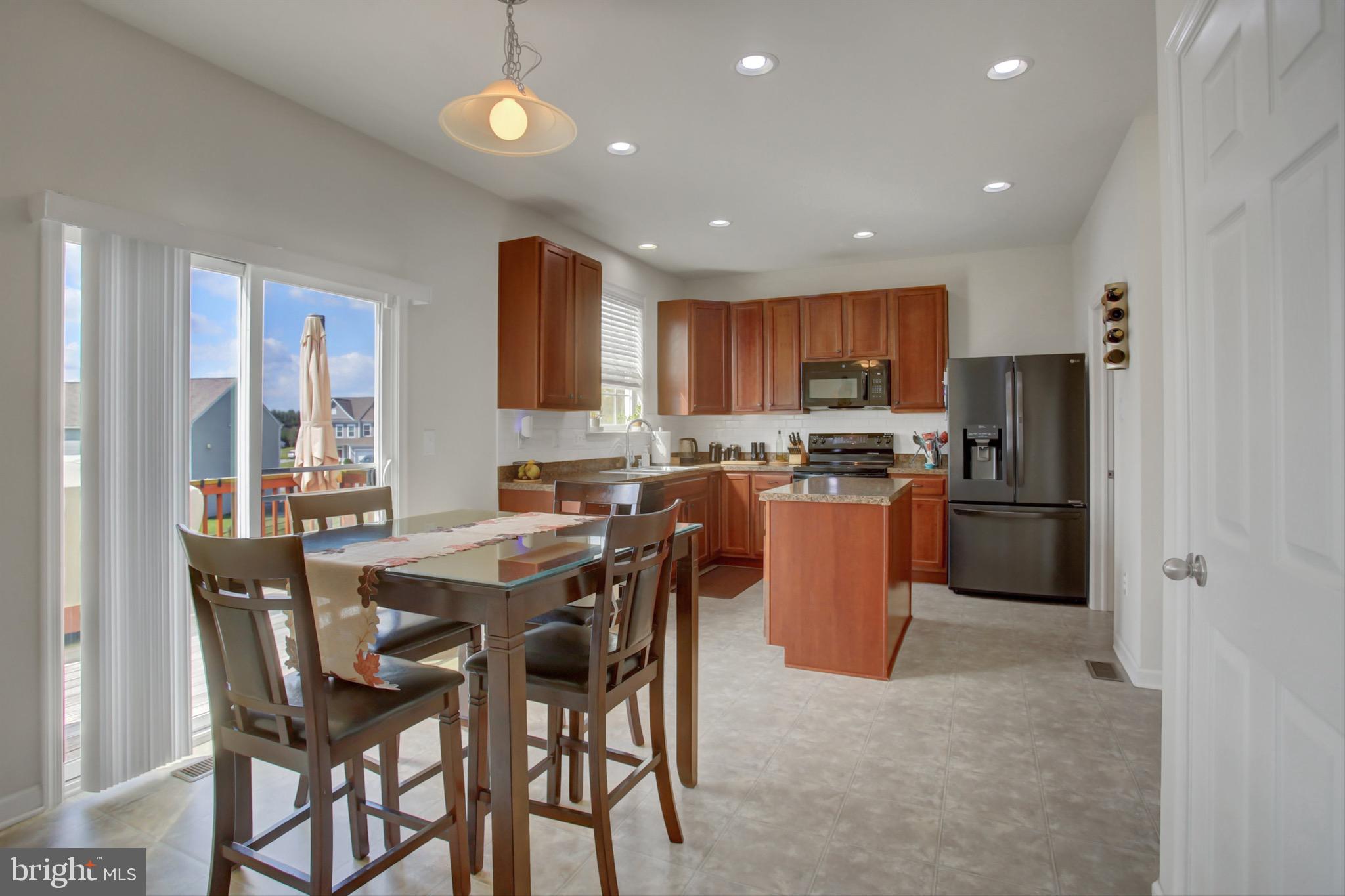 UPLAND ESTATES - Residential