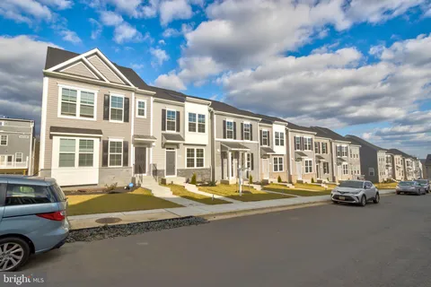 1023 Flester Ln, Laurel, MD 20707 - MLS#: MDPG2143210