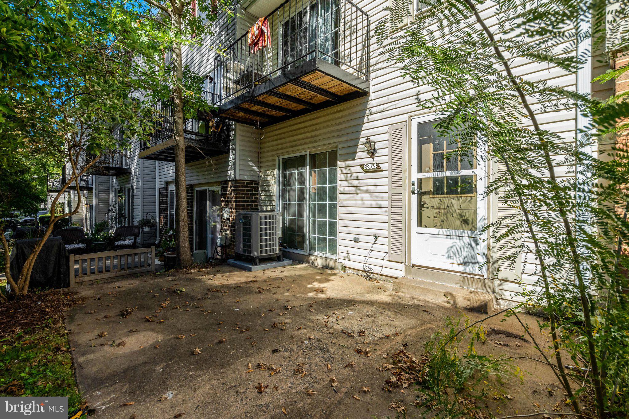 6354 FENESTRA COURT