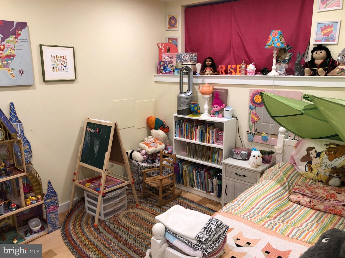 FRANCISVILLE - Residential Lease