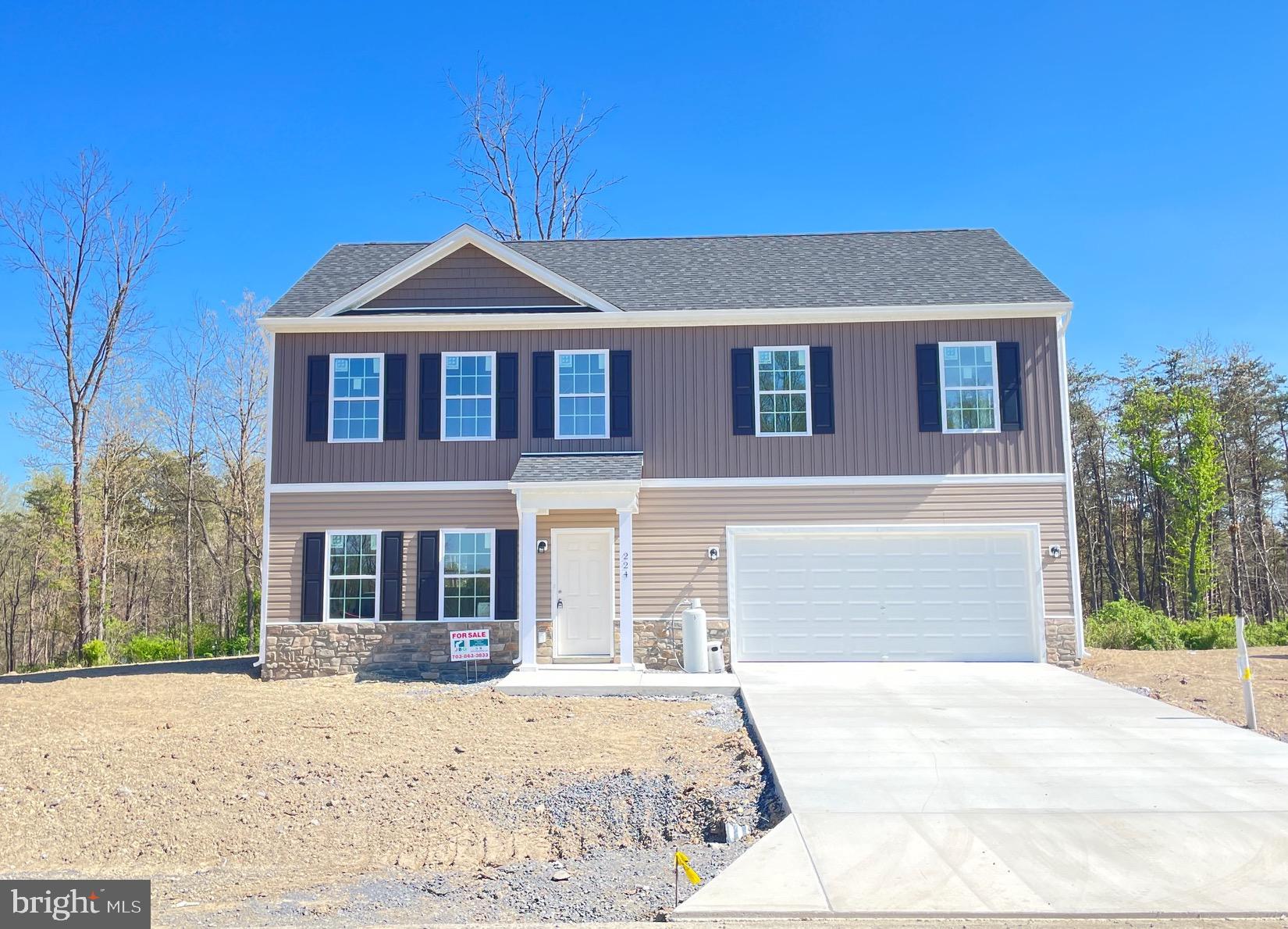 NADENBOUSCH PINES - Residential