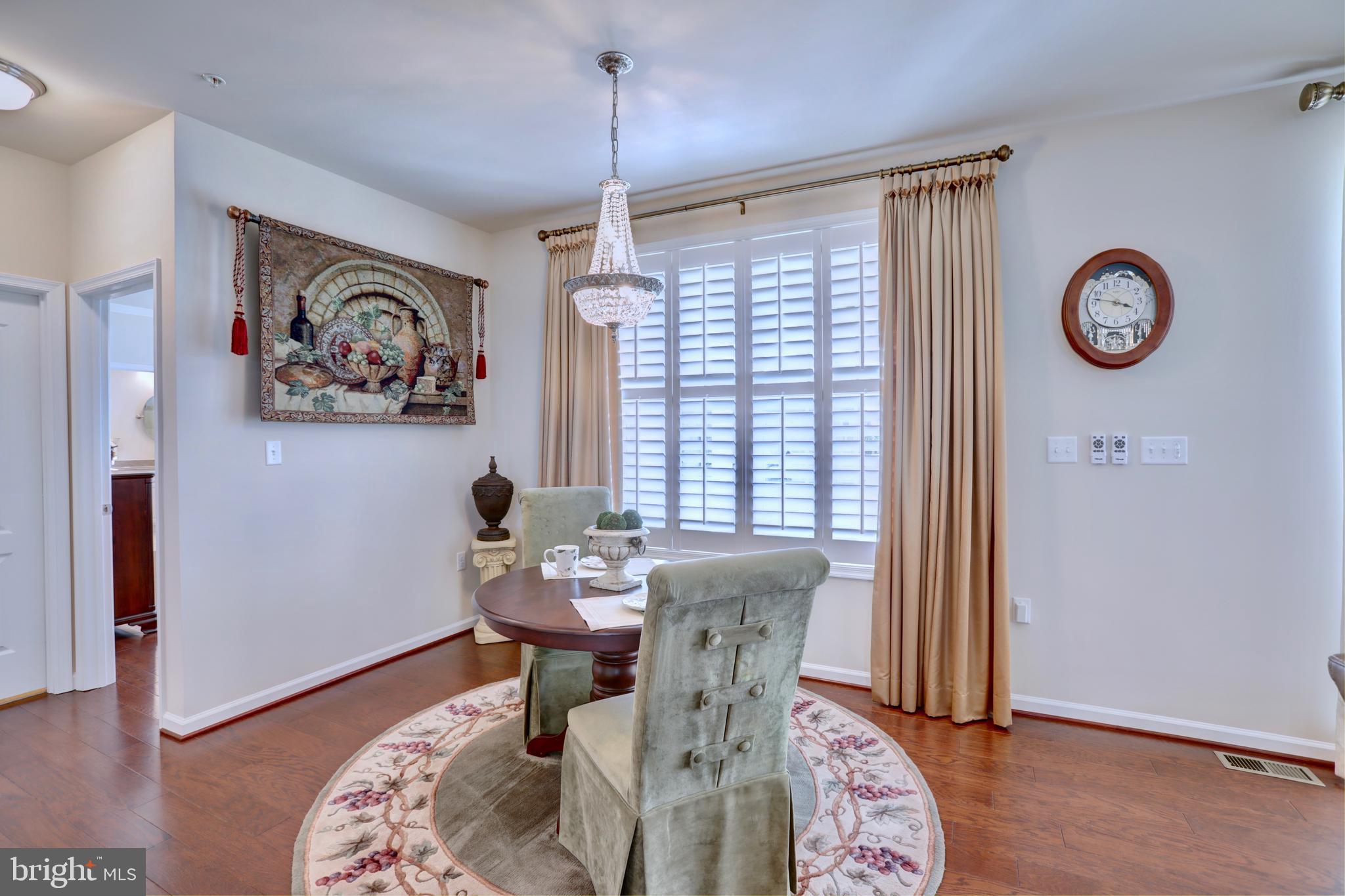 ELMWOOD FARM - Residential