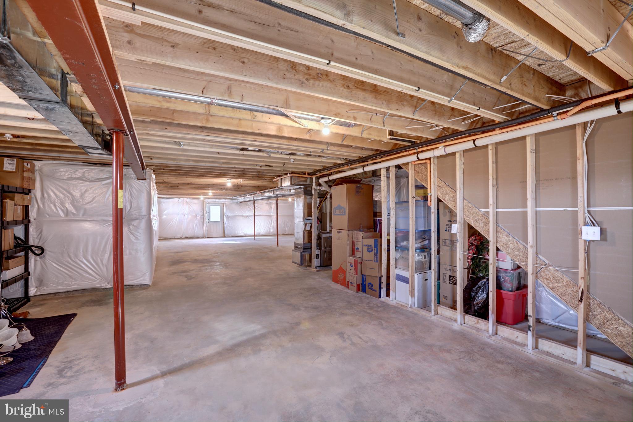 ELMWOOD FARM - Residential