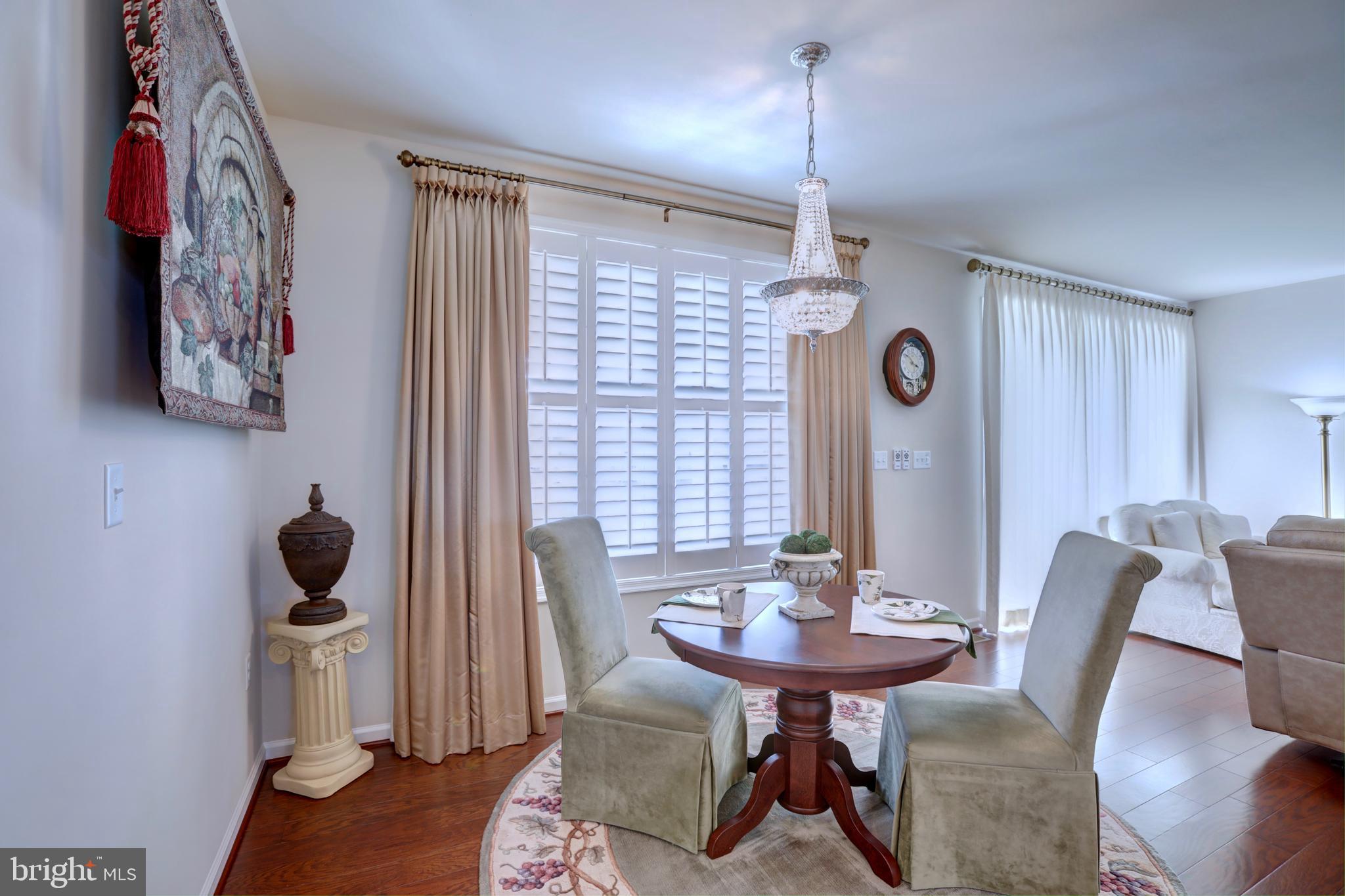 ELMWOOD FARM - Residential