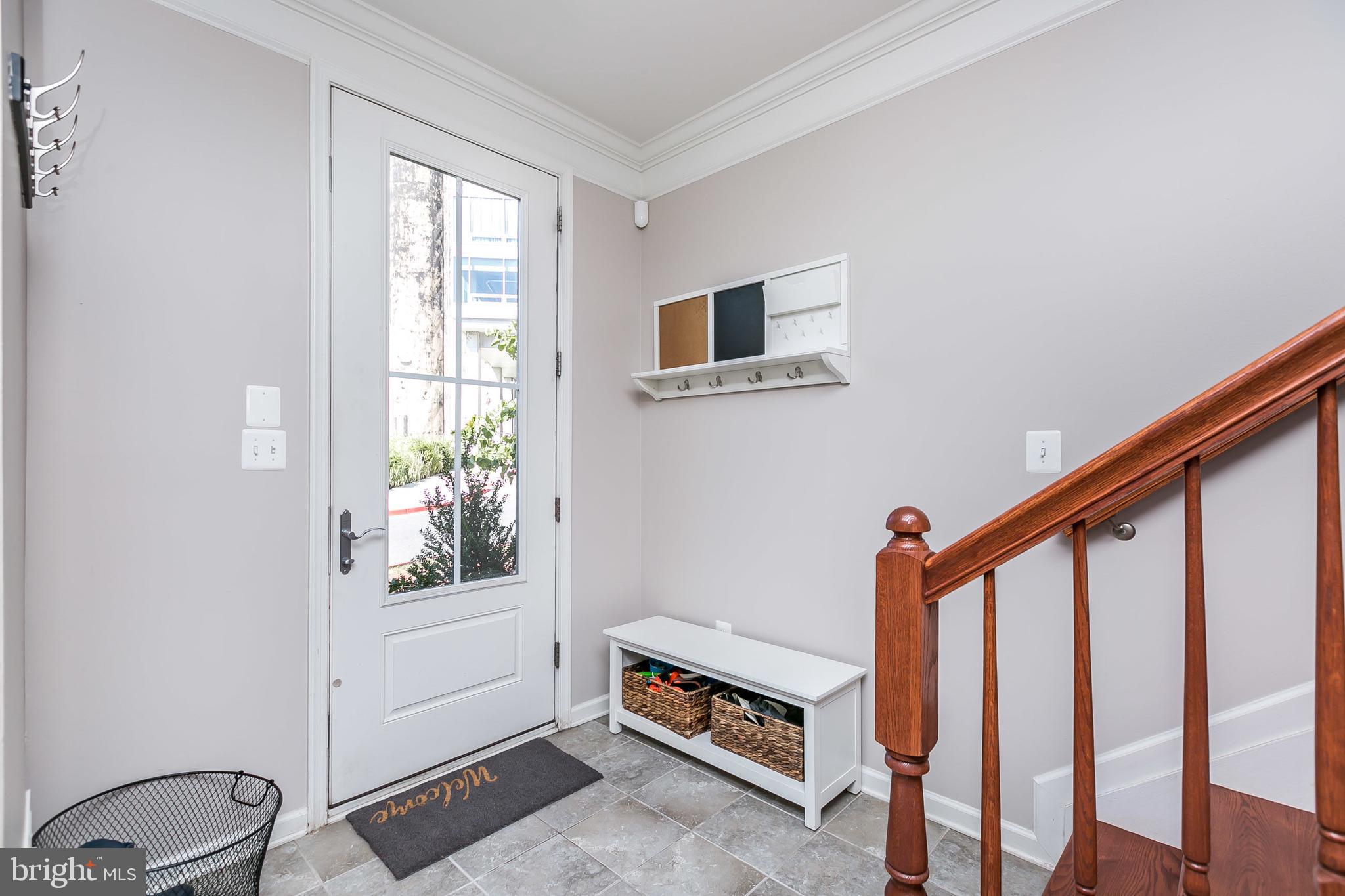 LOCUST POINT - Residential