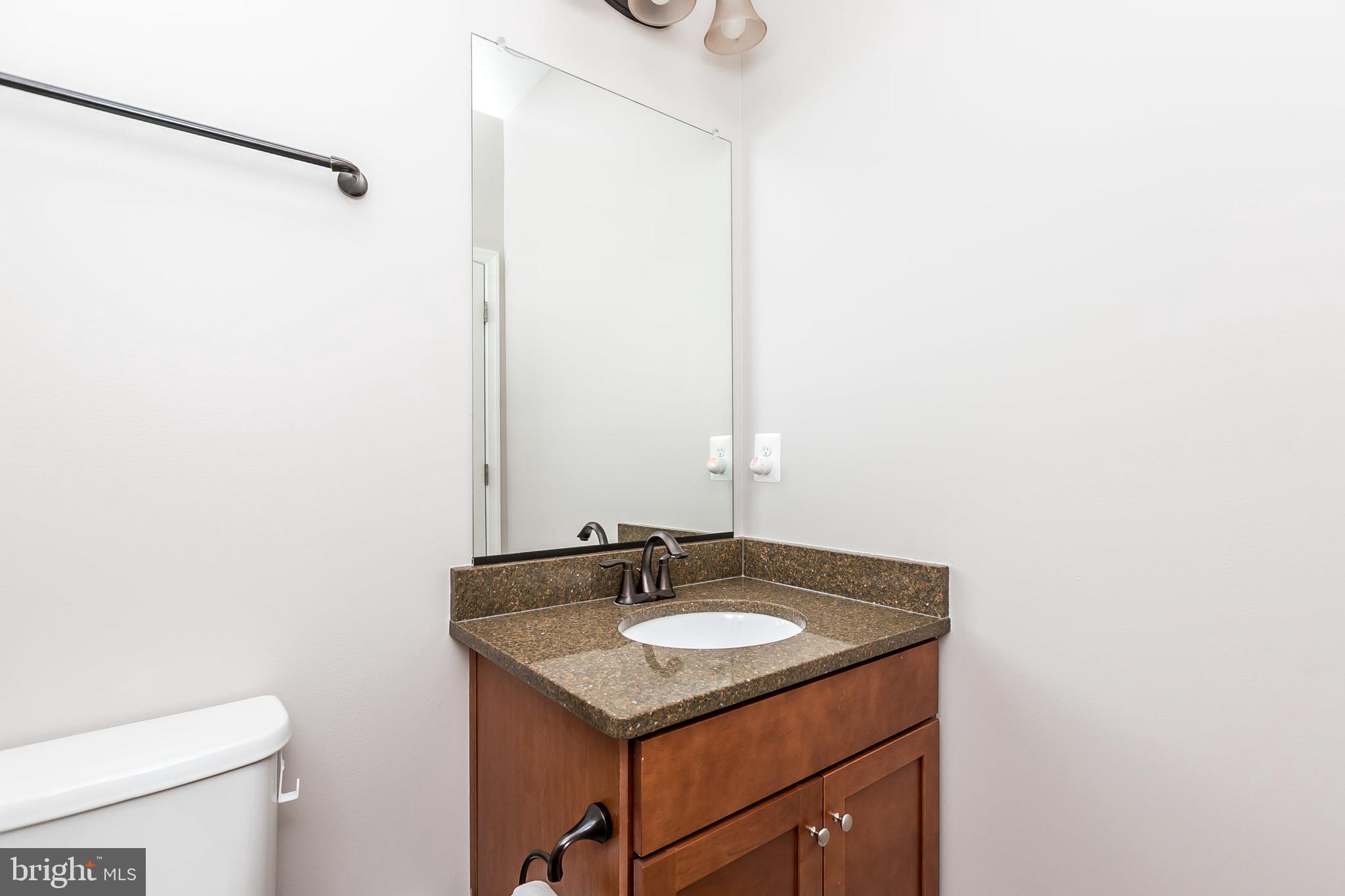 LOCUST POINT - Residential